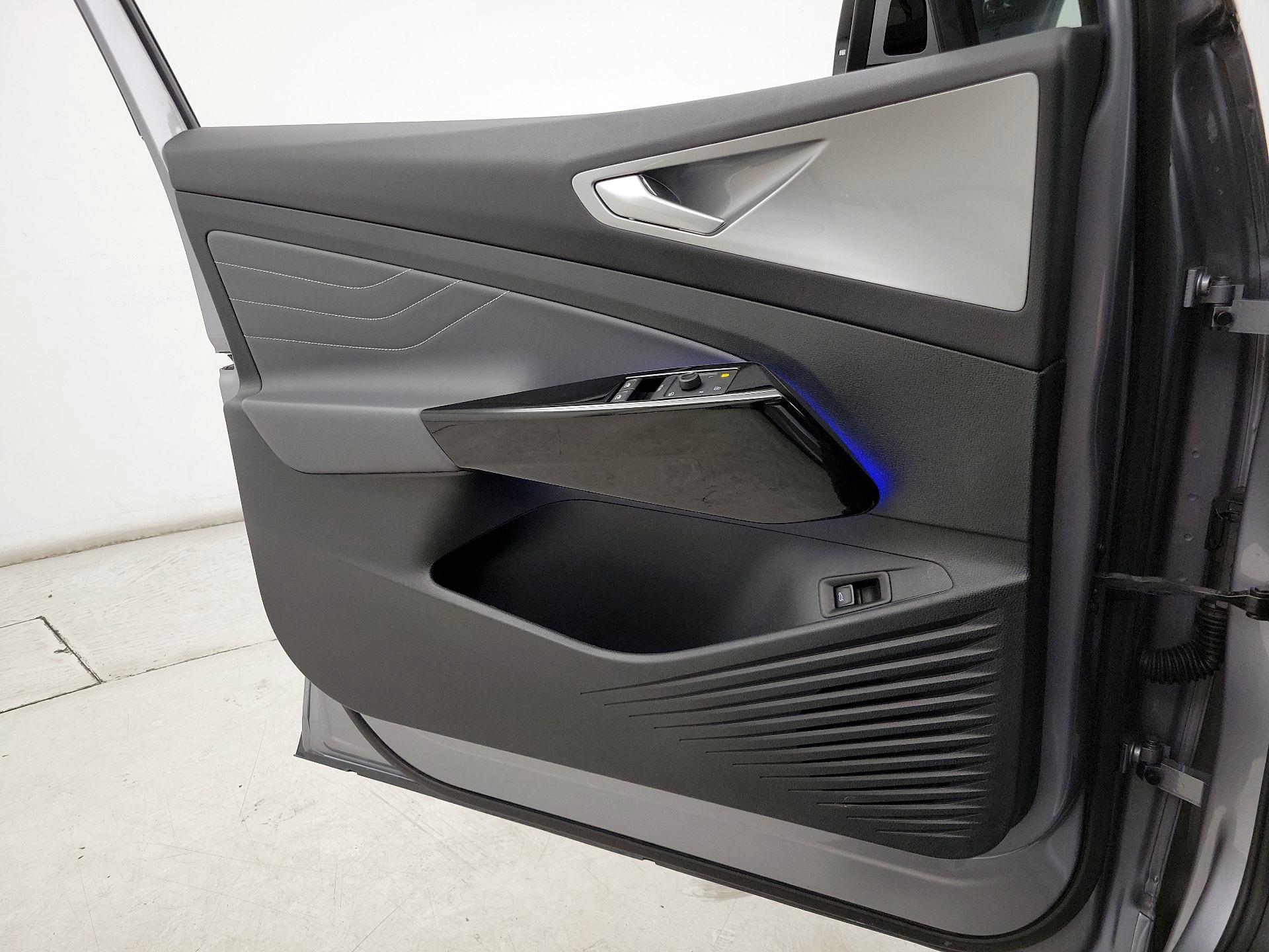 Thumbnail: 2023 Volkswagen ID.4 - 12