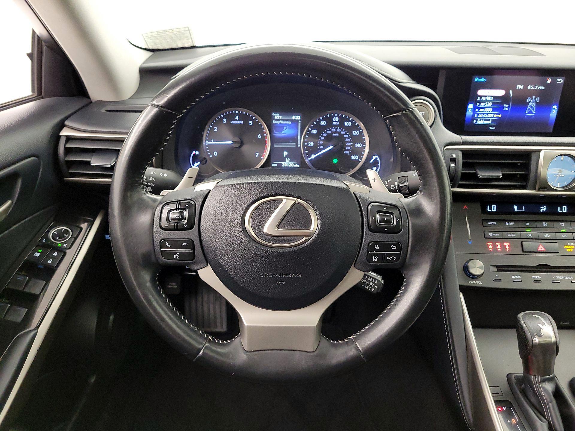 Thumbnail: 2019 Lexus IS - 10