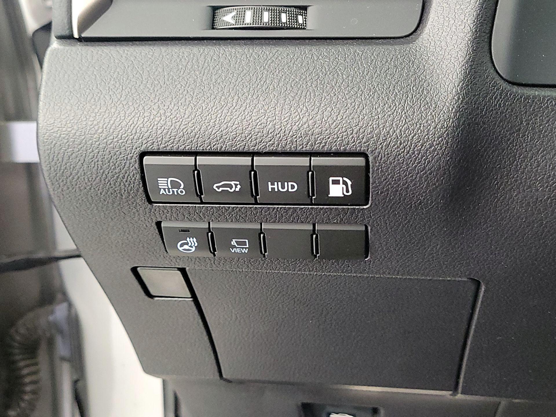 Thumbnail: 2017 Lexus RX - 13