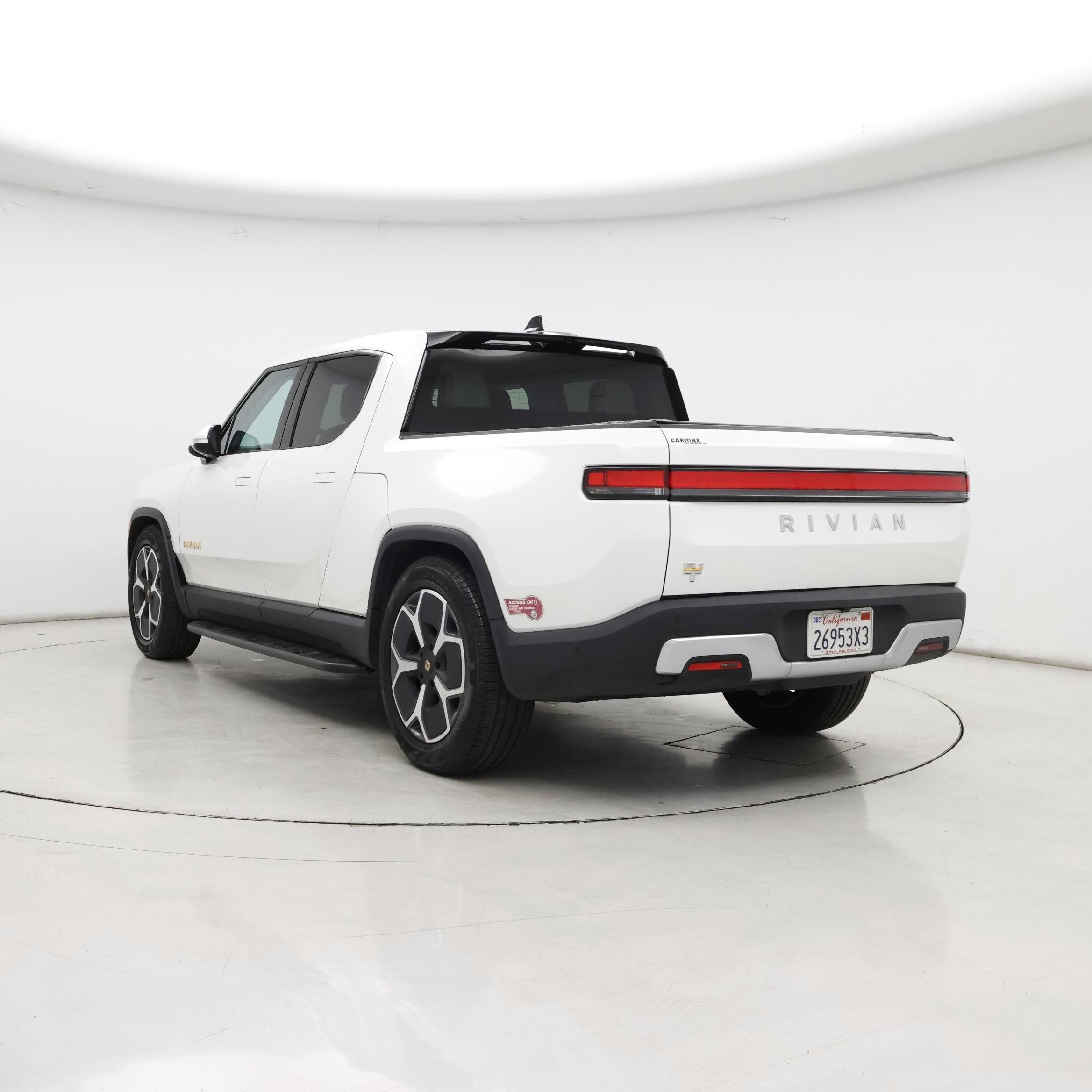 Thumbnail: 2023 Rivian R1T - 2