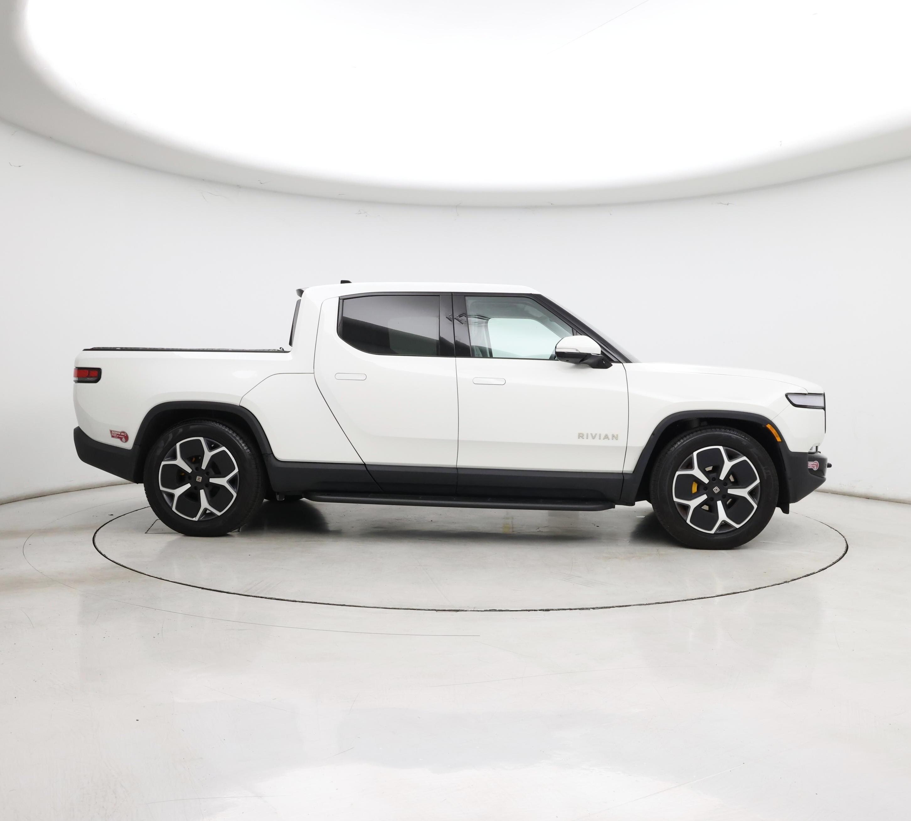 Thumbnail: 2023 Rivian R1T - 7