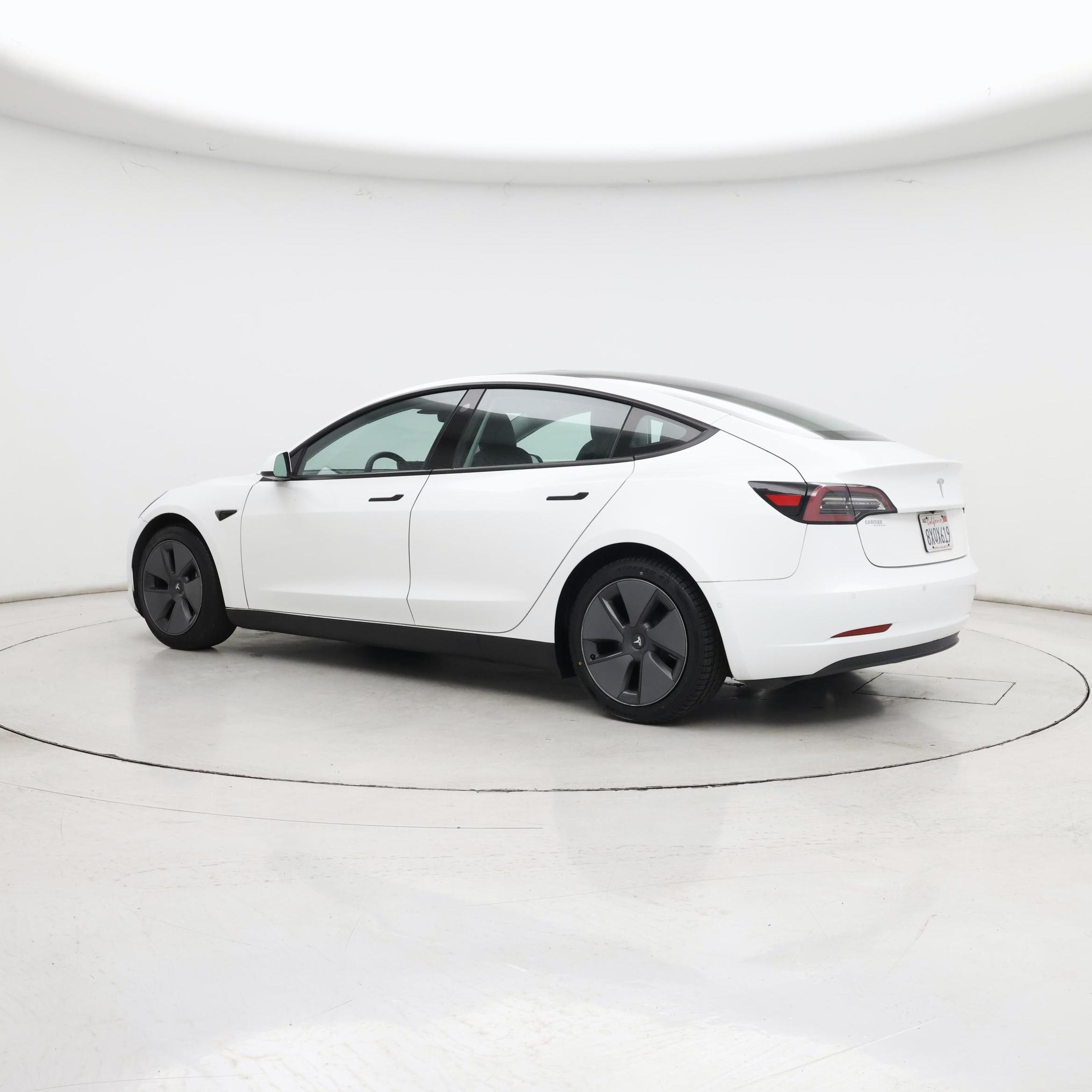 Thumbnail: 2021 Tesla Model 3 - 4