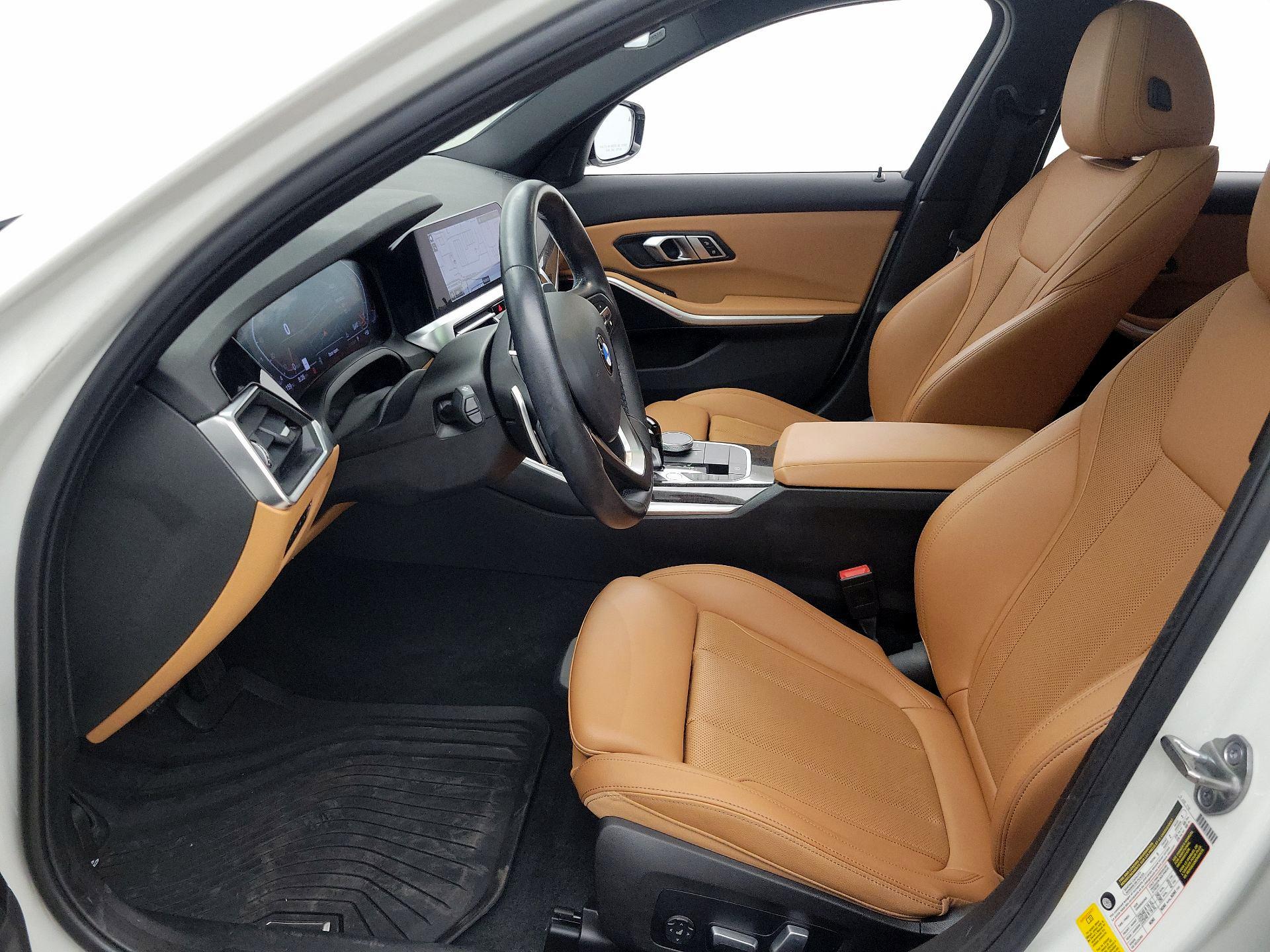 Thumbnail: 2022 BMW 3 Series - 11