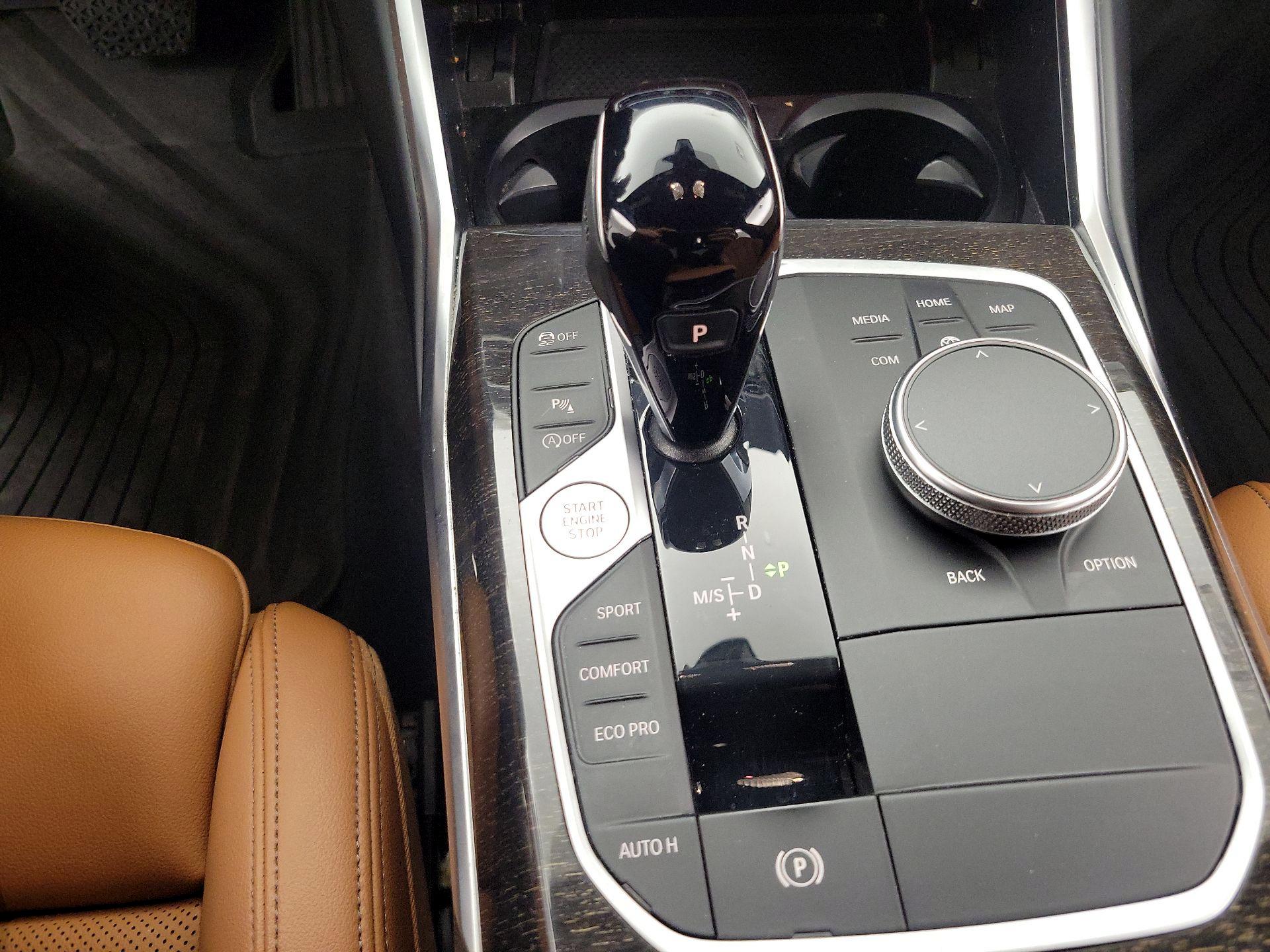 Thumbnail: 2022 BMW 3 Series - 18