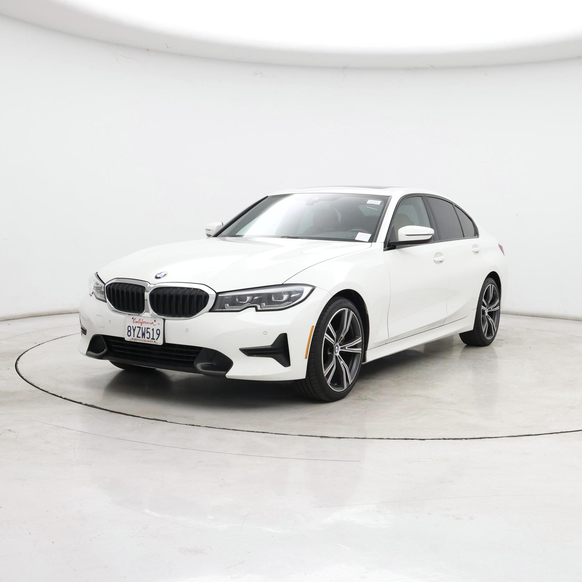 Thumbnail: 2022 BMW 3 Series - 4