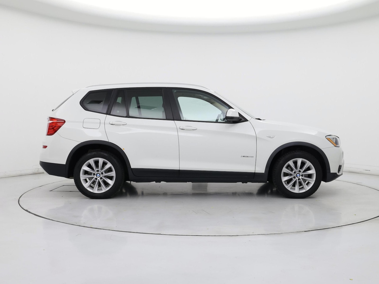 2016 BMW X3 xDrive28i - Photo 8