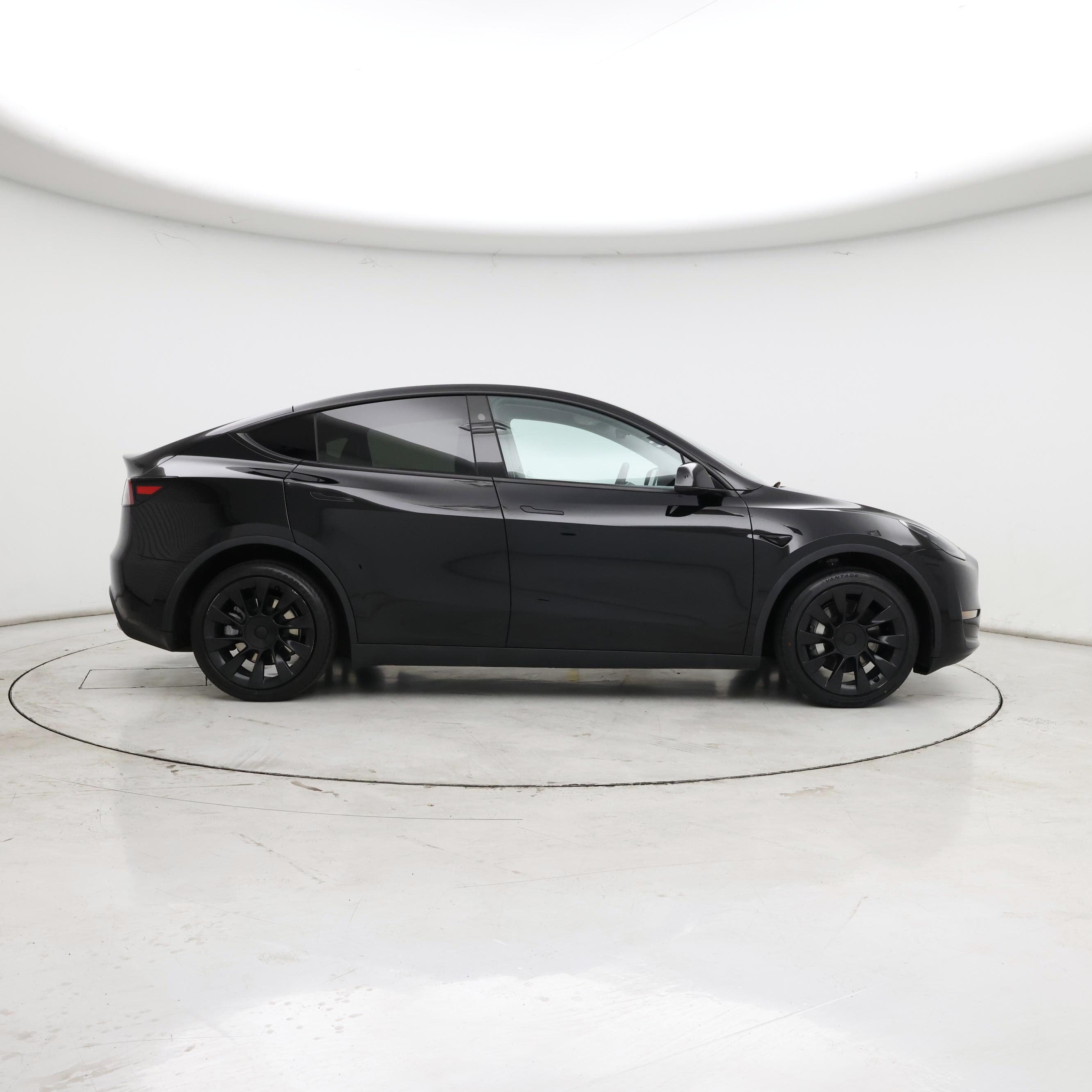 Thumbnail: 2023 Tesla Model Y - 7
