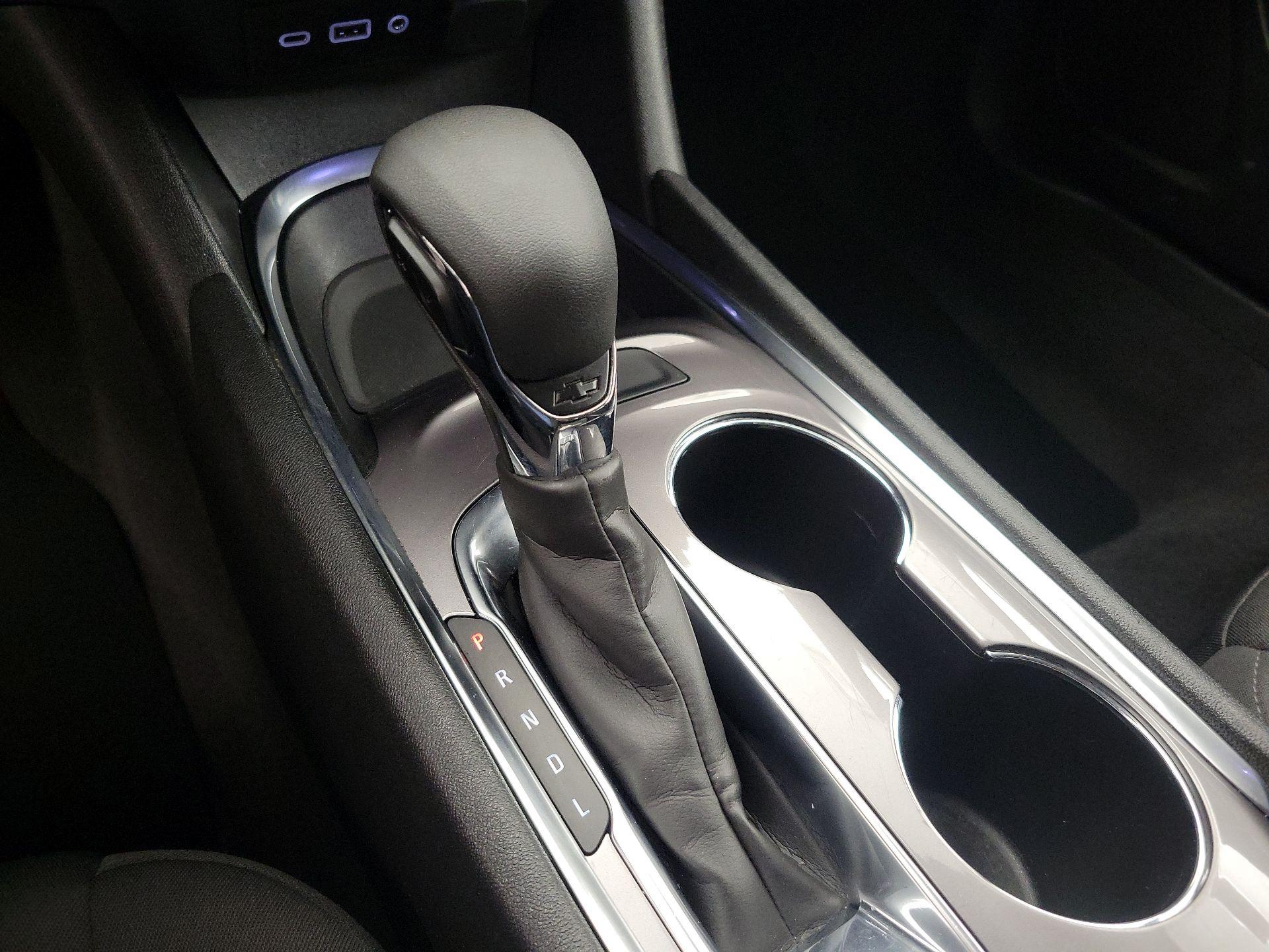 Thumbnail: 2021 Chevrolet Malibu - 17