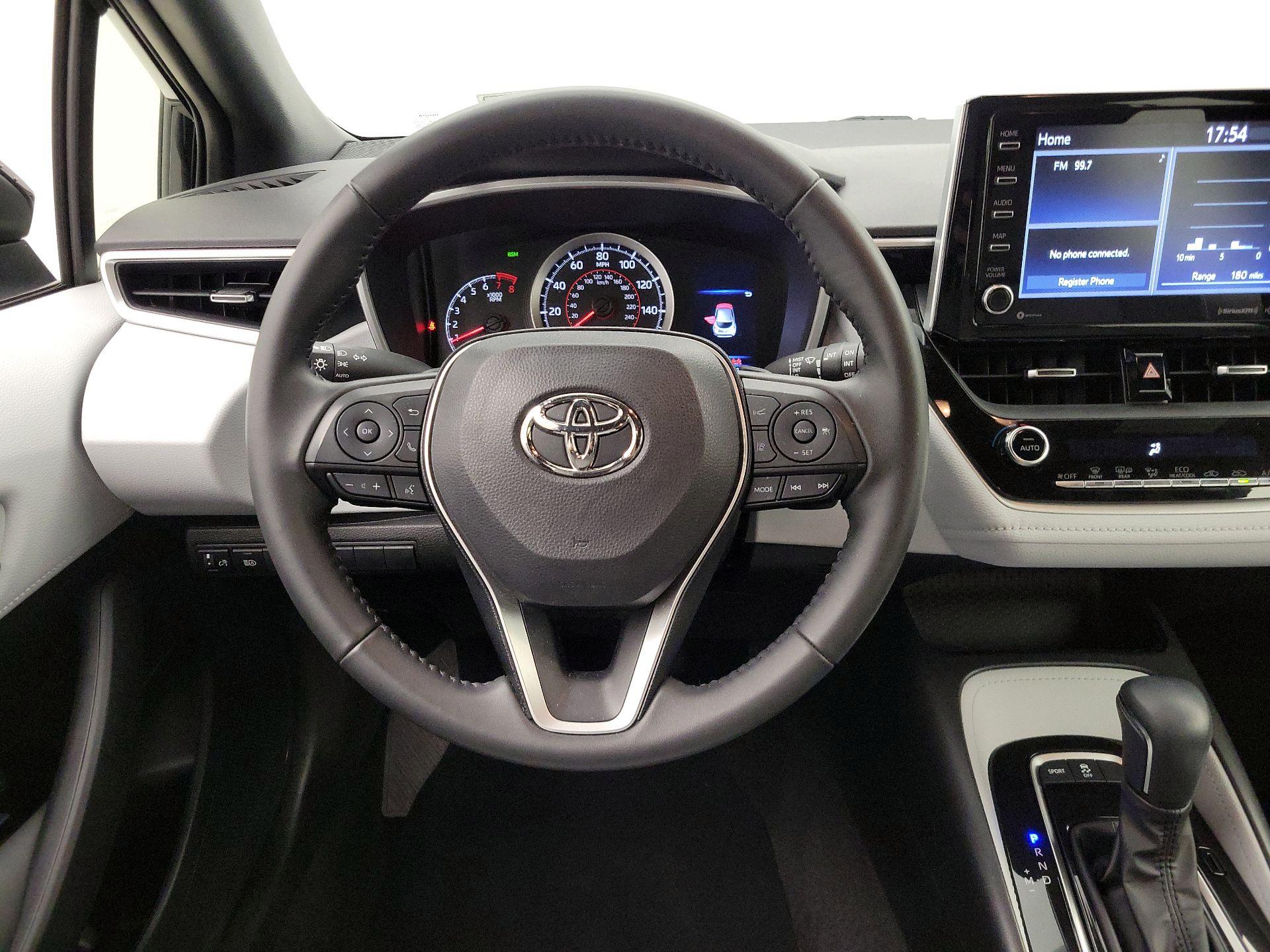 Thumbnail: 2022 Toyota Corolla - 10