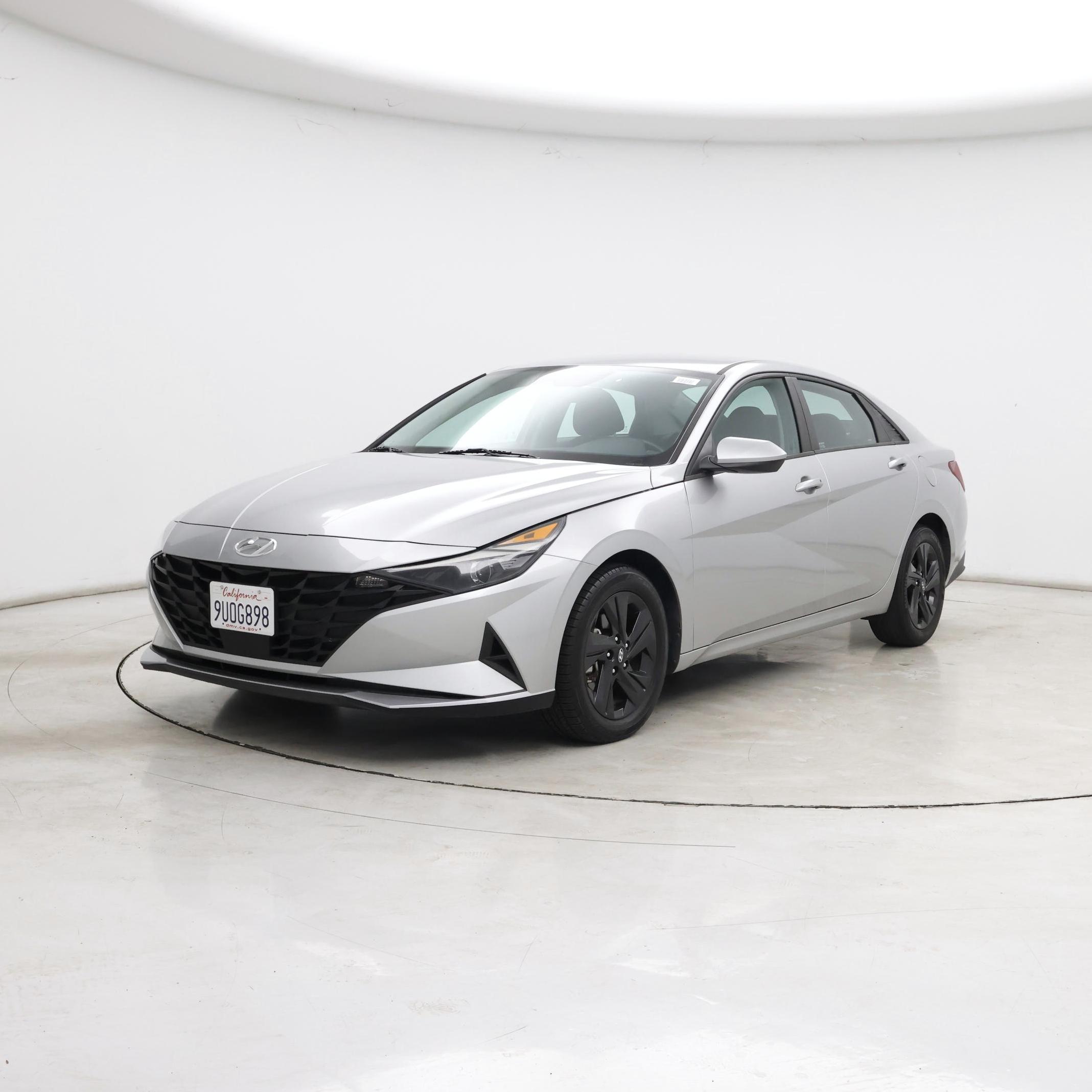 Thumbnail: 2021 Hyundai Elantra - 4