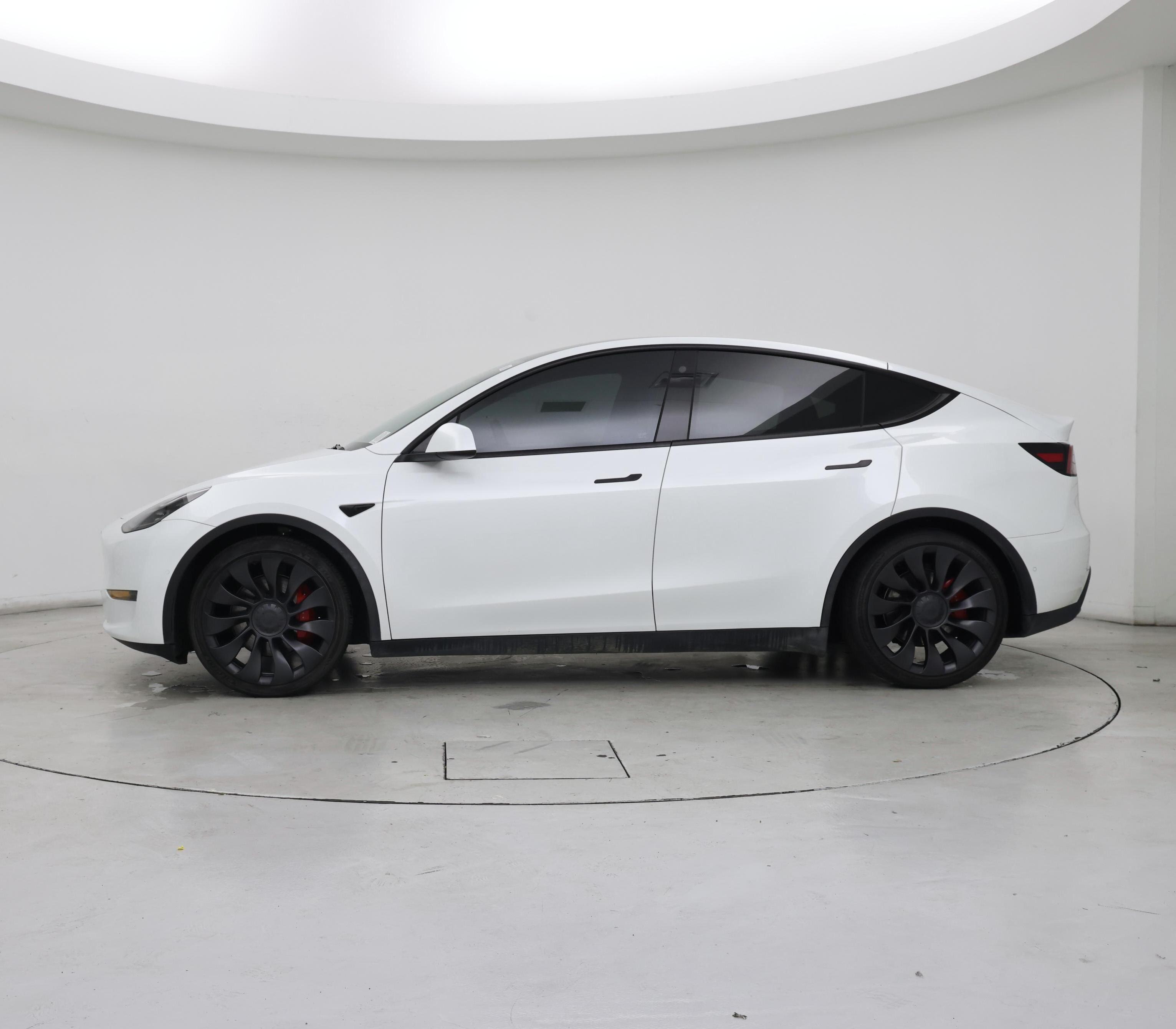 Thumbnail: 2022 Tesla Model Y - 3
