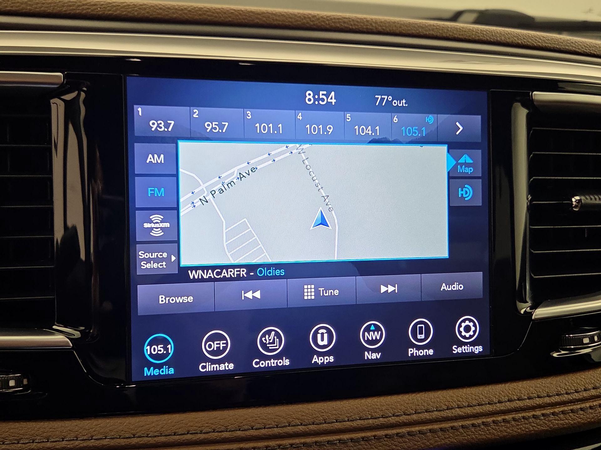 Thumbnail: 2020 Chrysler Pacifica - 14