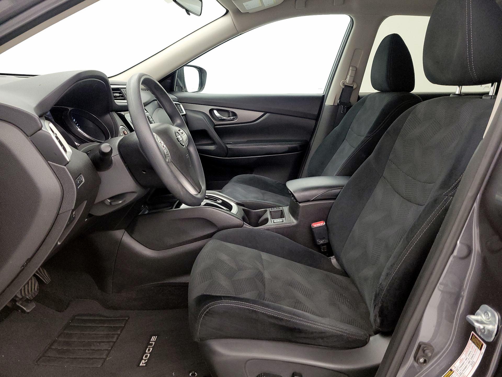 Thumbnail: 2015 Nissan Rogue - 11