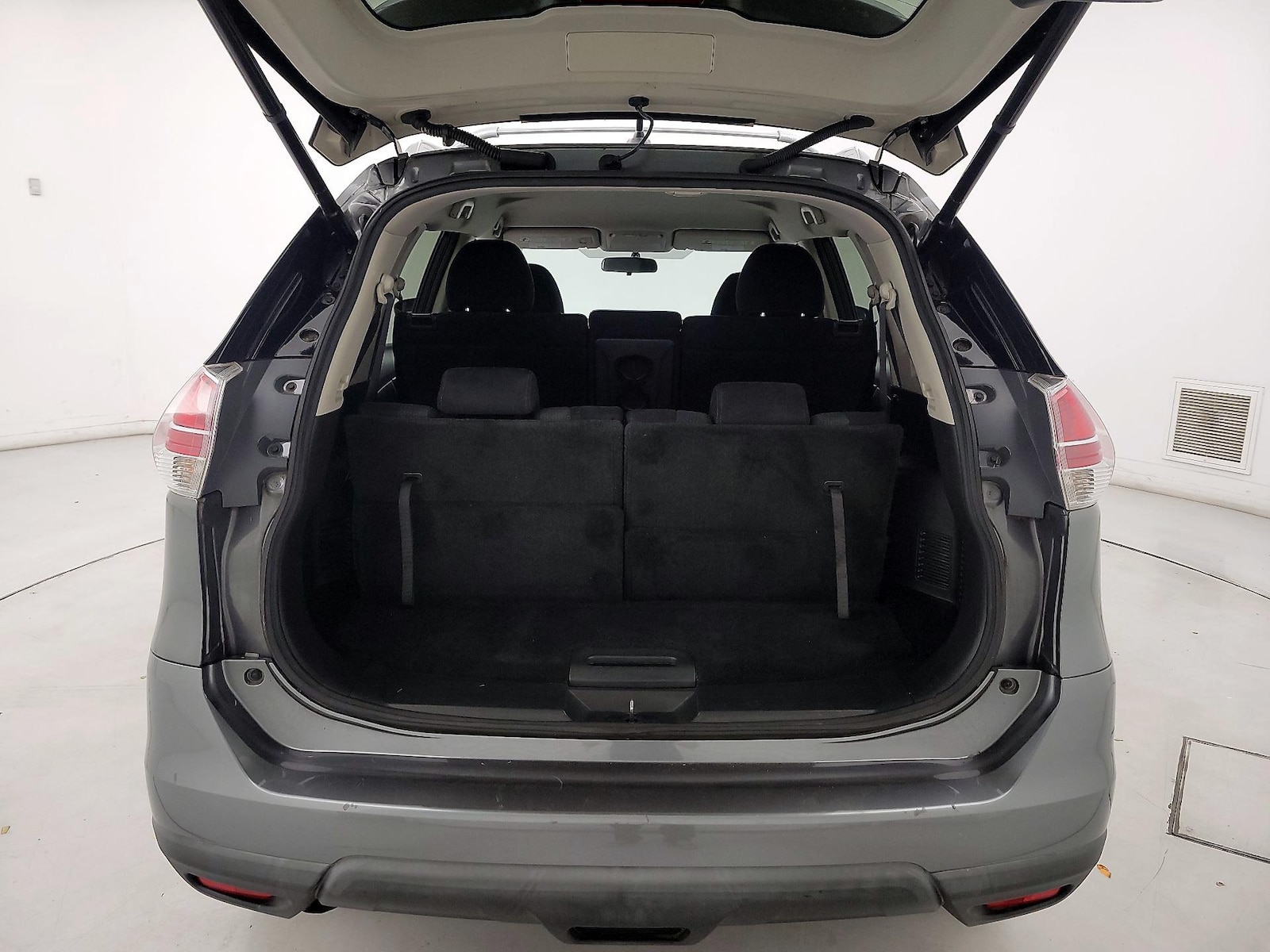 2015 Nissan Rogue SV - Photo 22