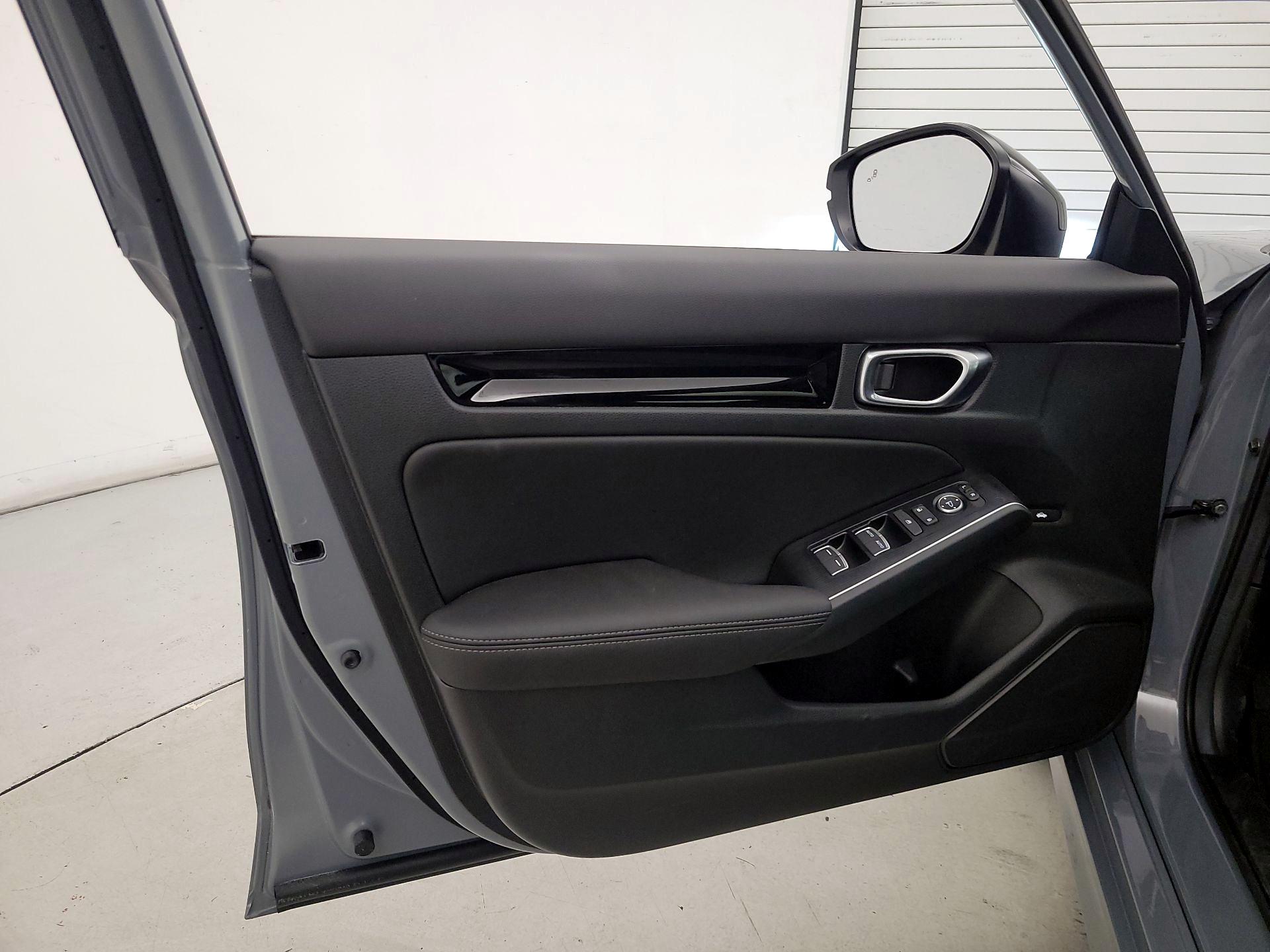 Thumbnail: 2025 Honda Civic - 12