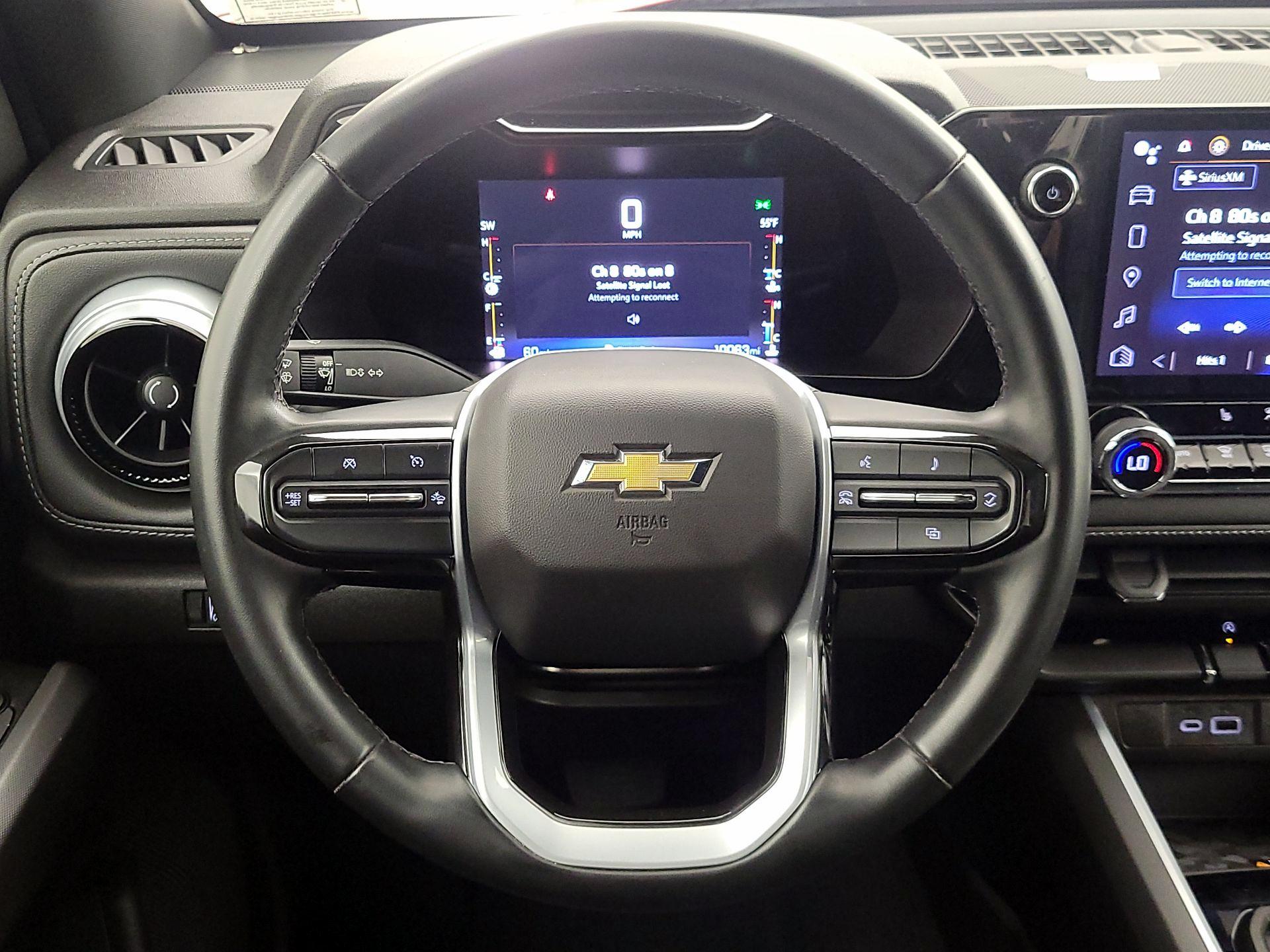 Thumbnail: 2023 Chevrolet Colorado - 10
