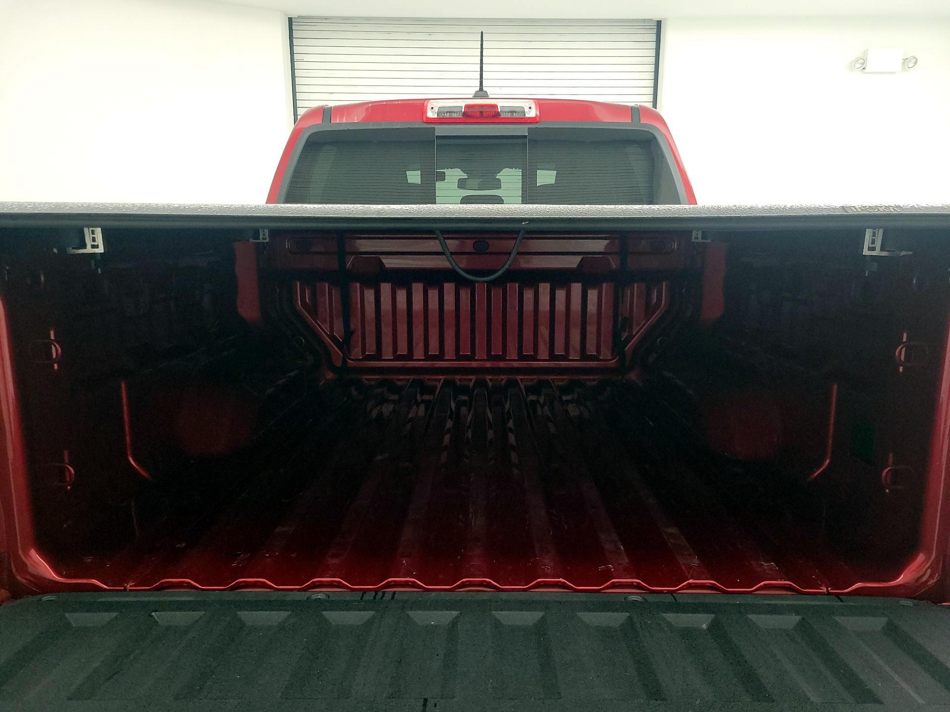 Thumbnail: 2023 Chevrolet Colorado - 20