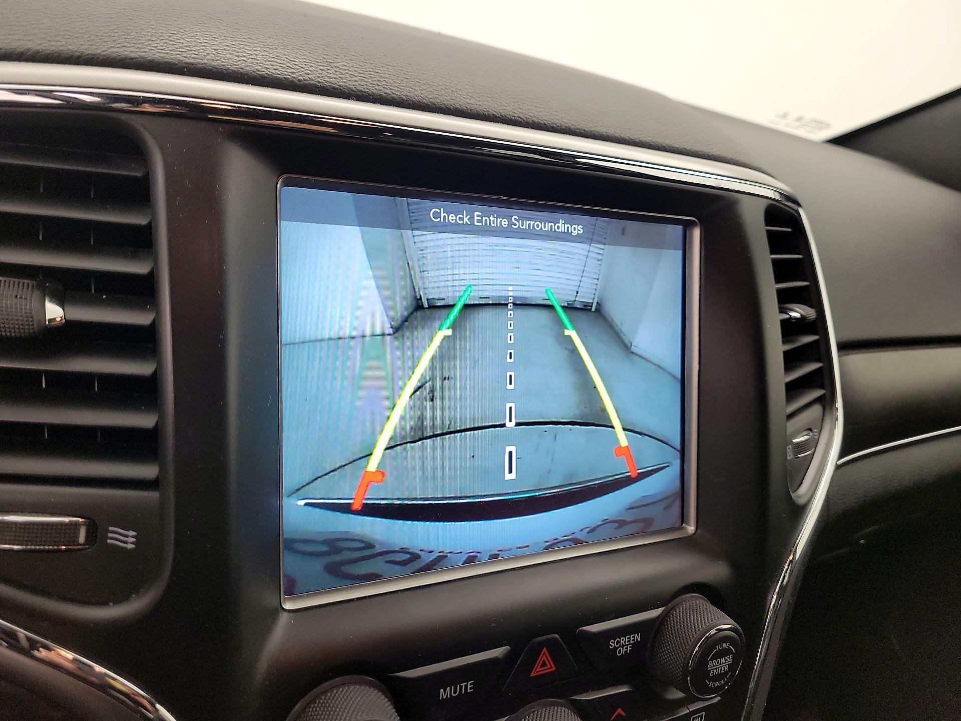 Thumbnail: 2018 Jeep Grand Cherokee - 15