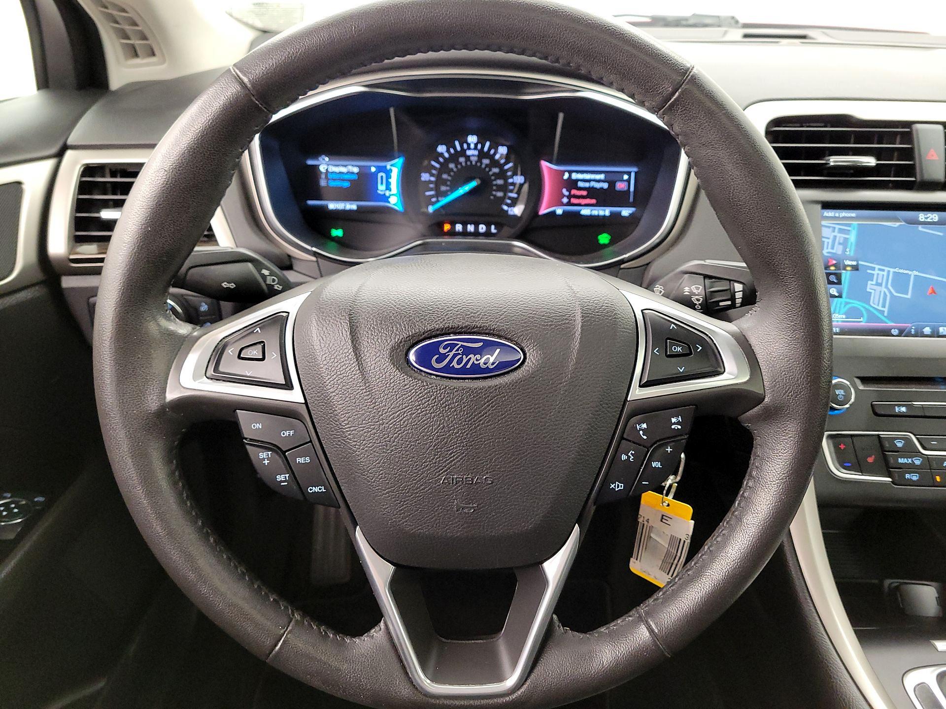 Thumbnail: 2016 Ford Fusion - 10