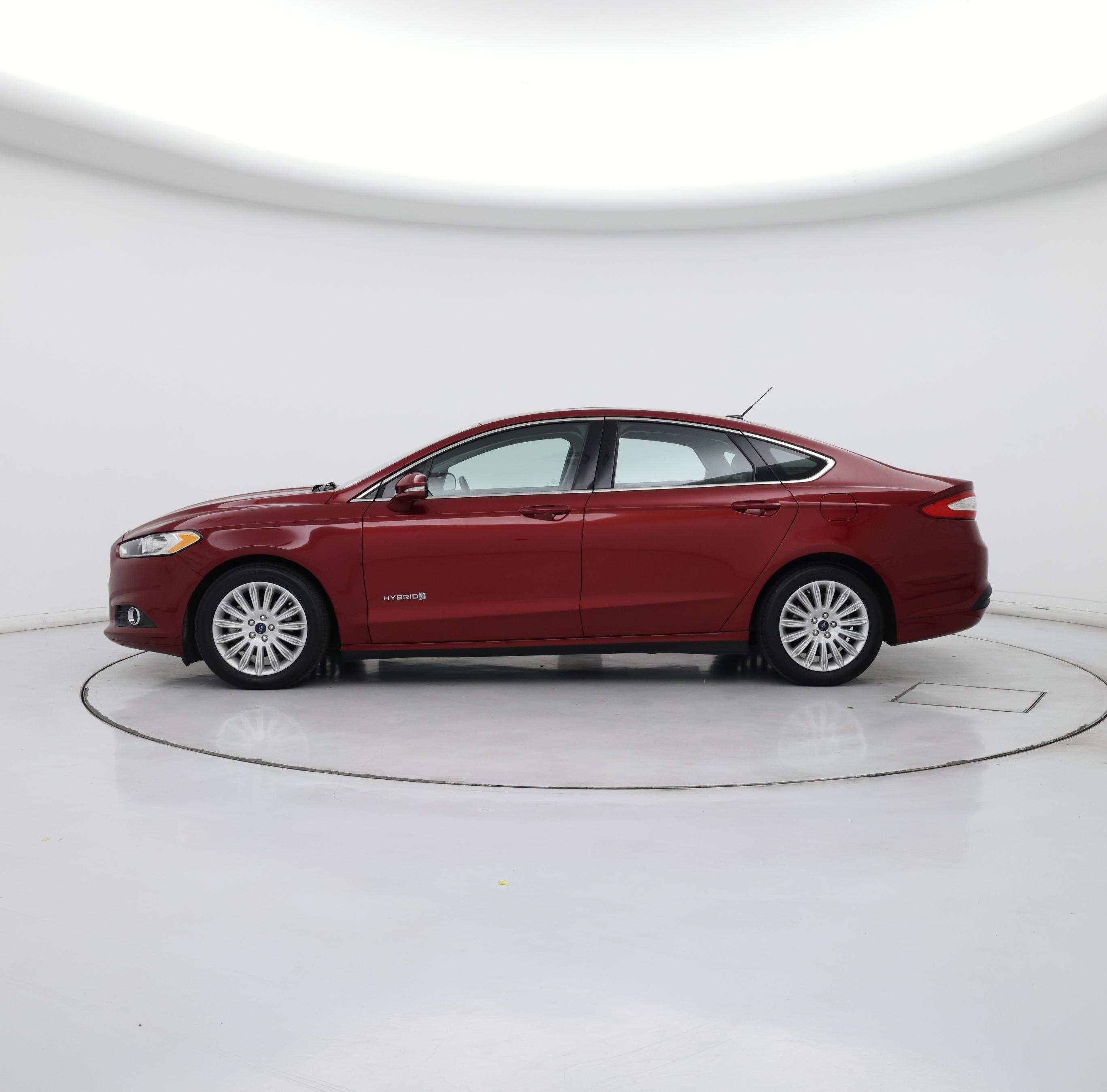 Thumbnail: 2016 Ford Fusion - 3