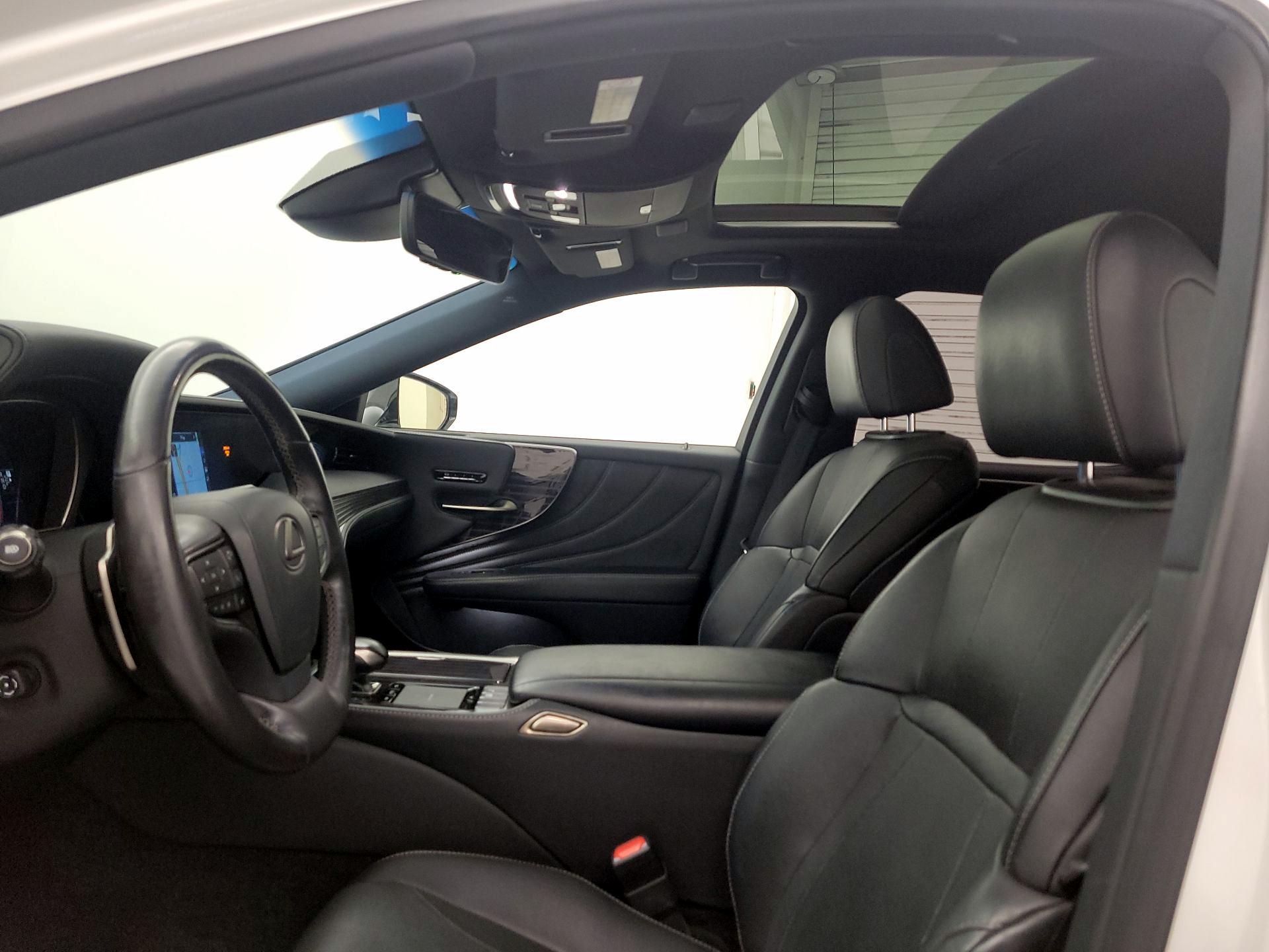 Thumbnail: 2019 Lexus LS - 20