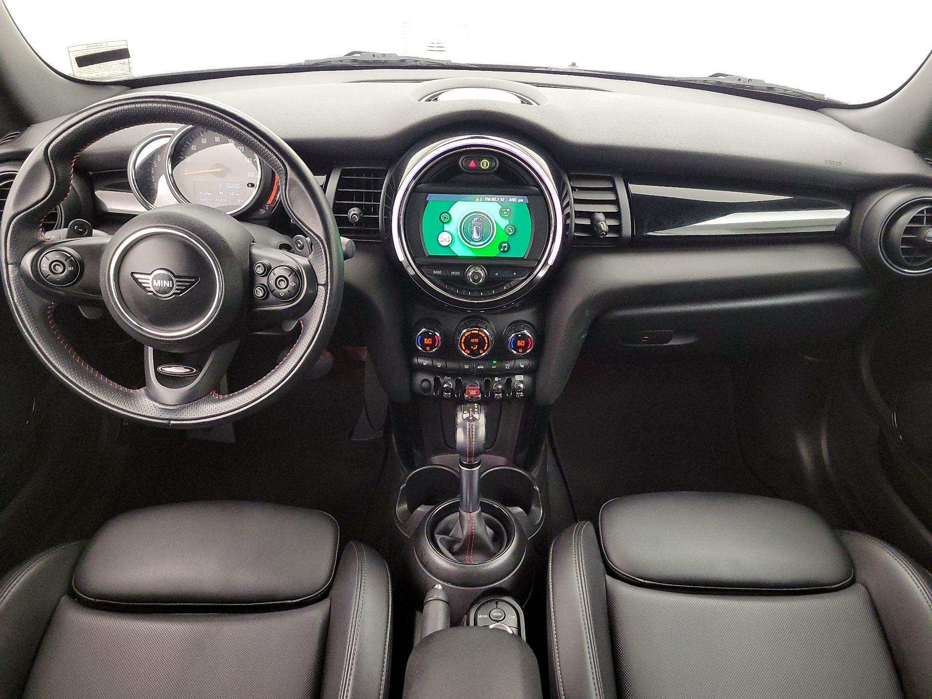 Thumbnail: 2019 MINI Cooper - 9