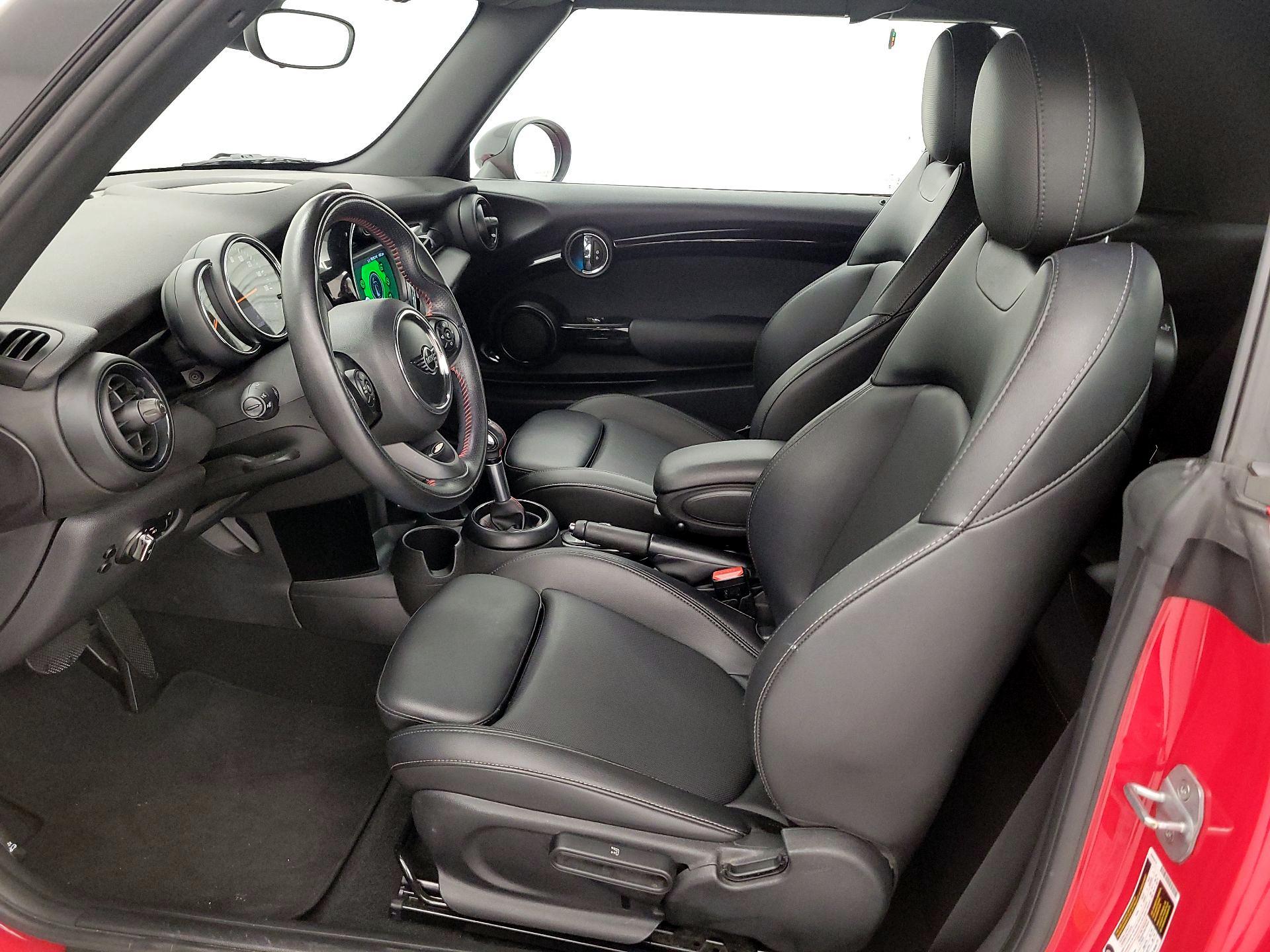 Thumbnail: 2019 MINI Cooper - 11