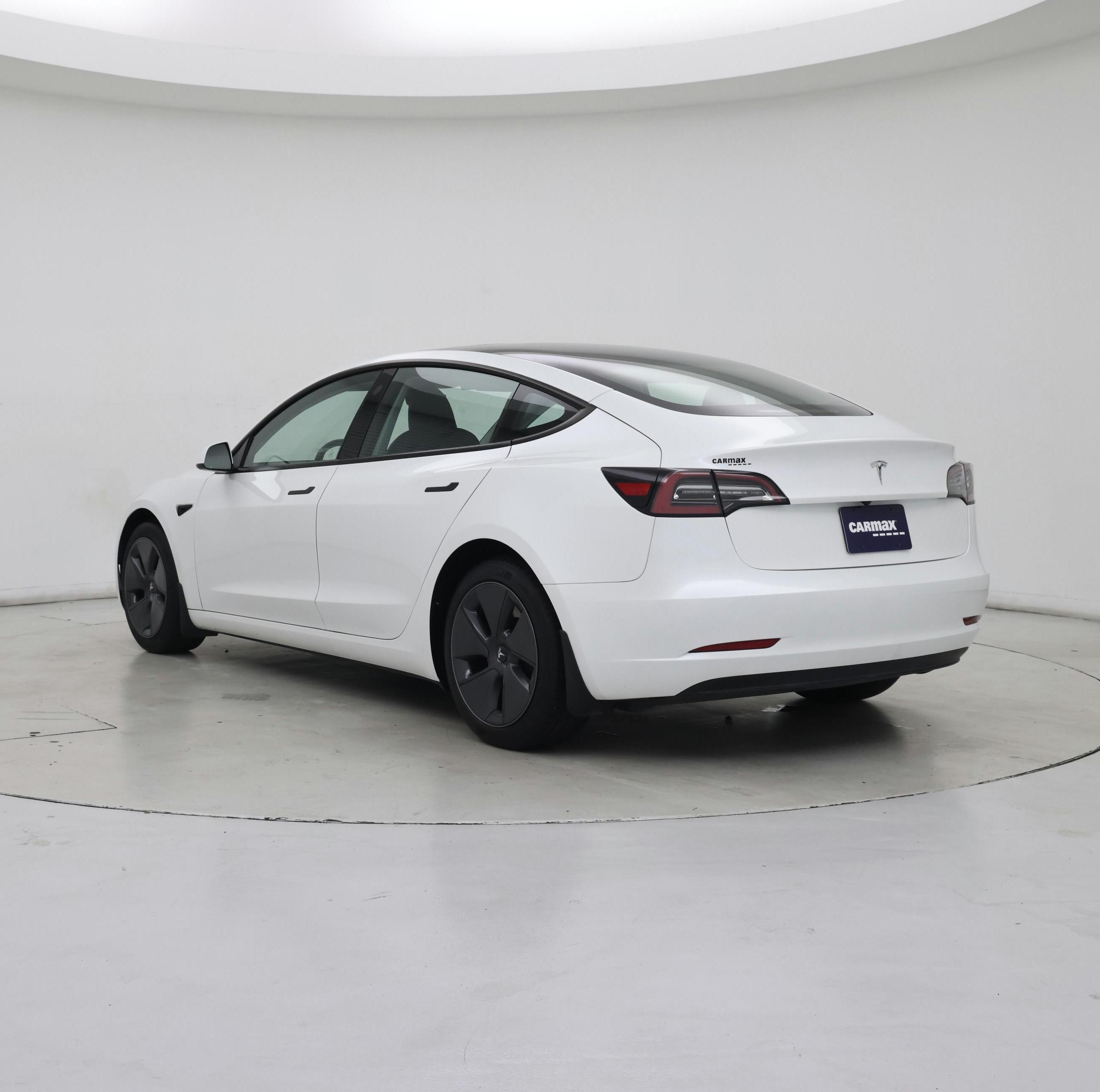 Thumbnail: 2023 Tesla Model 3 - 2