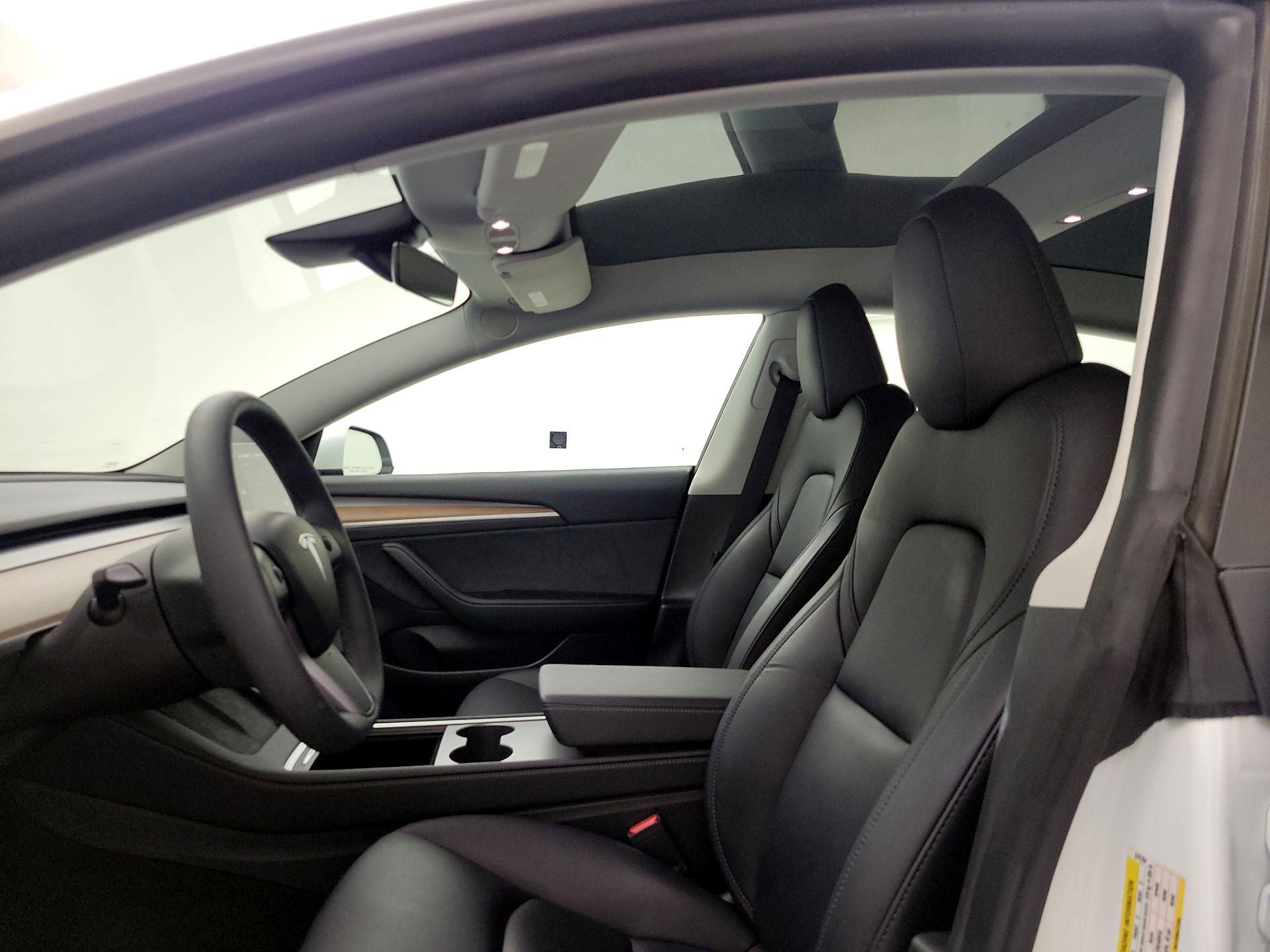 Thumbnail: 2023 Tesla Model 3 - 20
