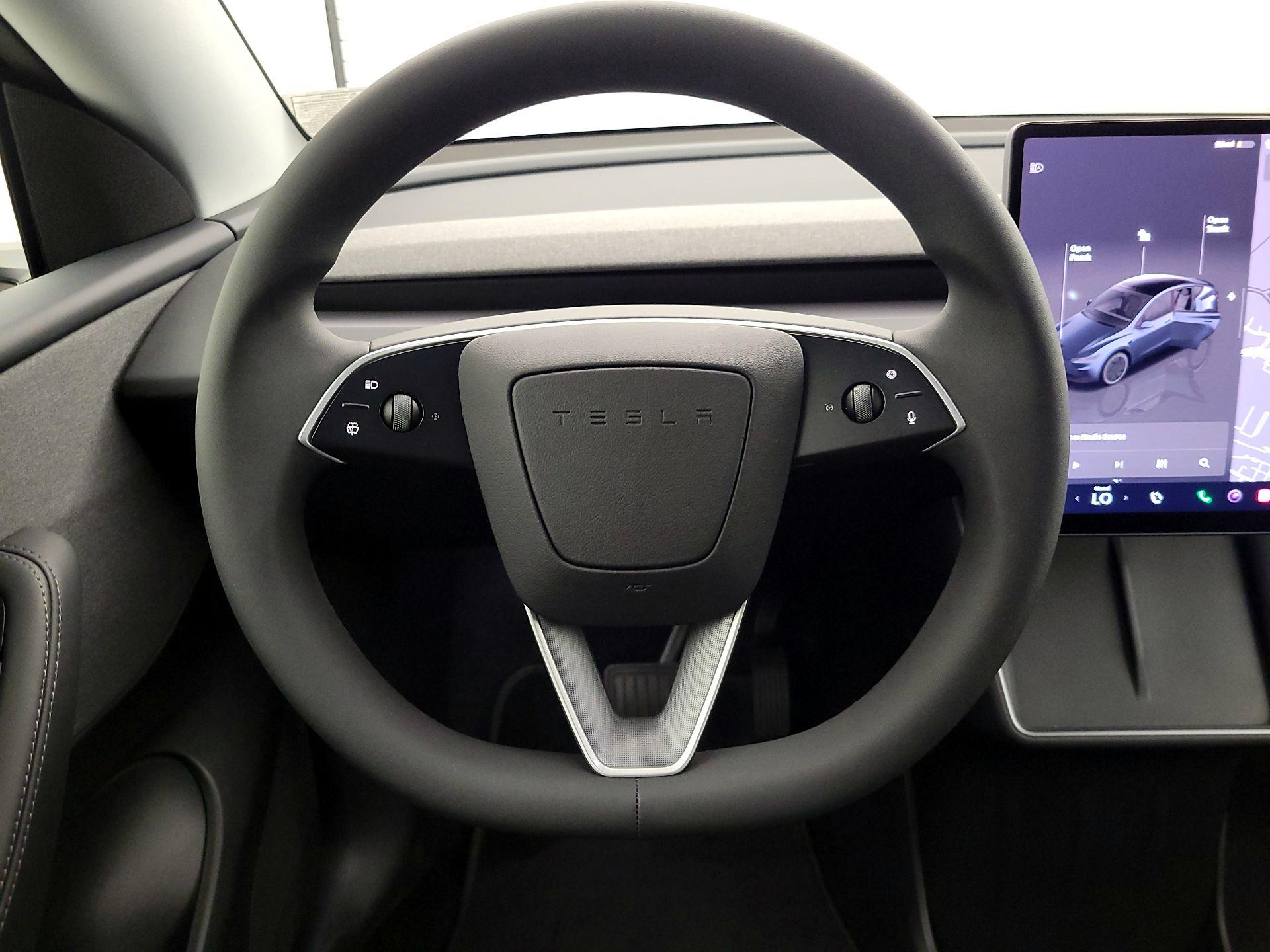 Thumbnail: 2026 Tesla Model Y - 10