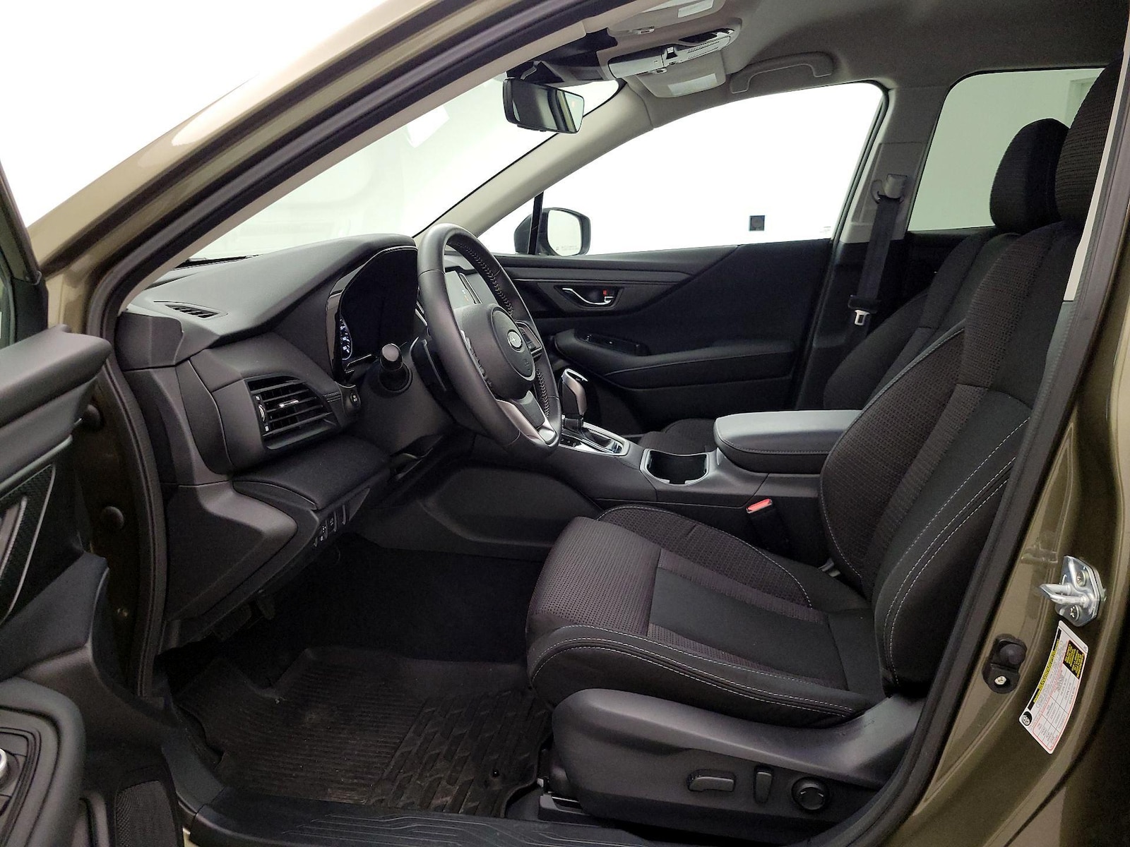 2025 Subaru Outback Premium - Photo 12