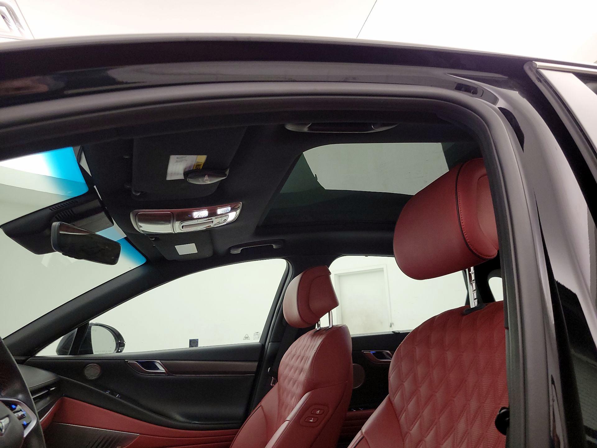 Thumbnail: 2023 Genesis G80 - 20