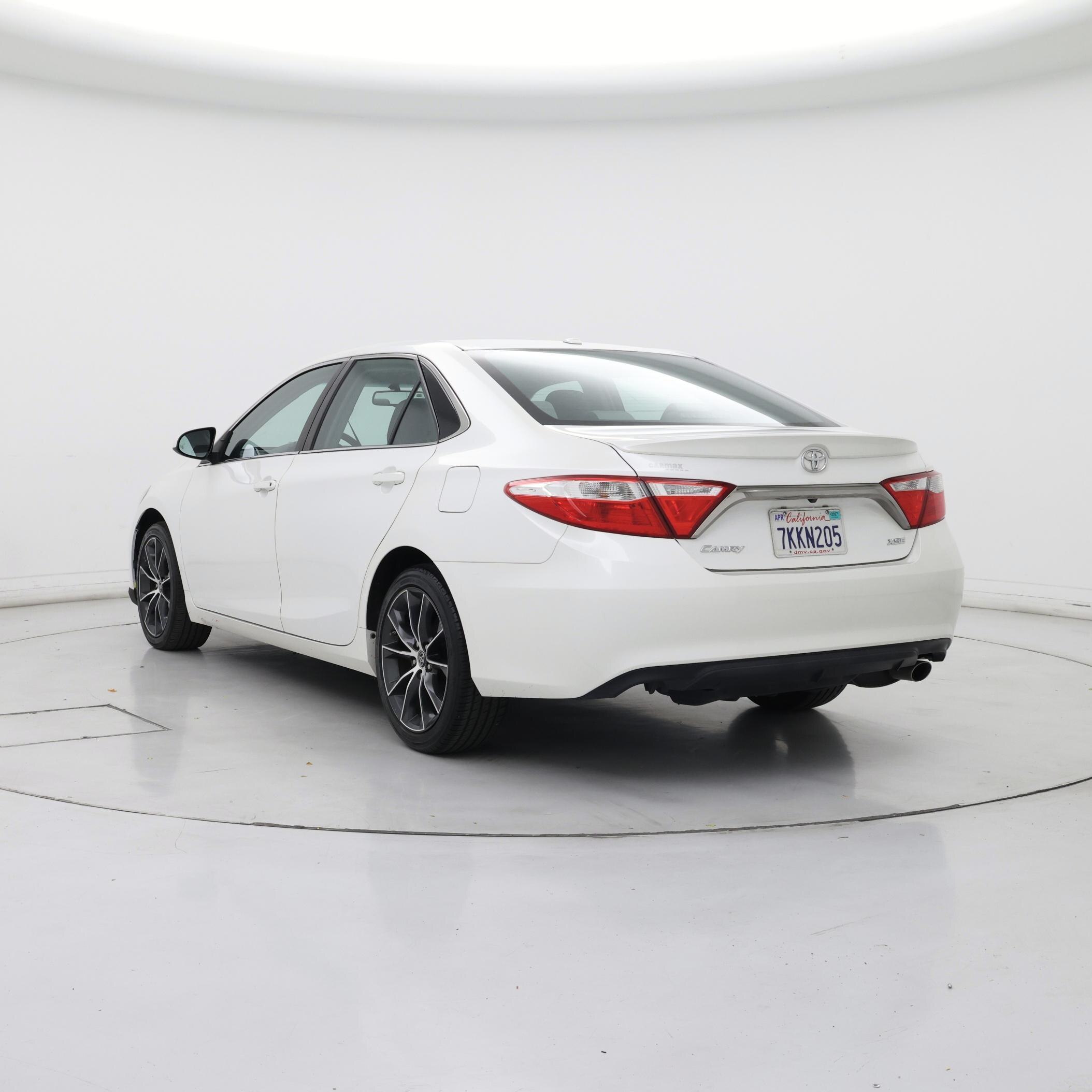 Thumbnail: 2015 Toyota Camry - 2