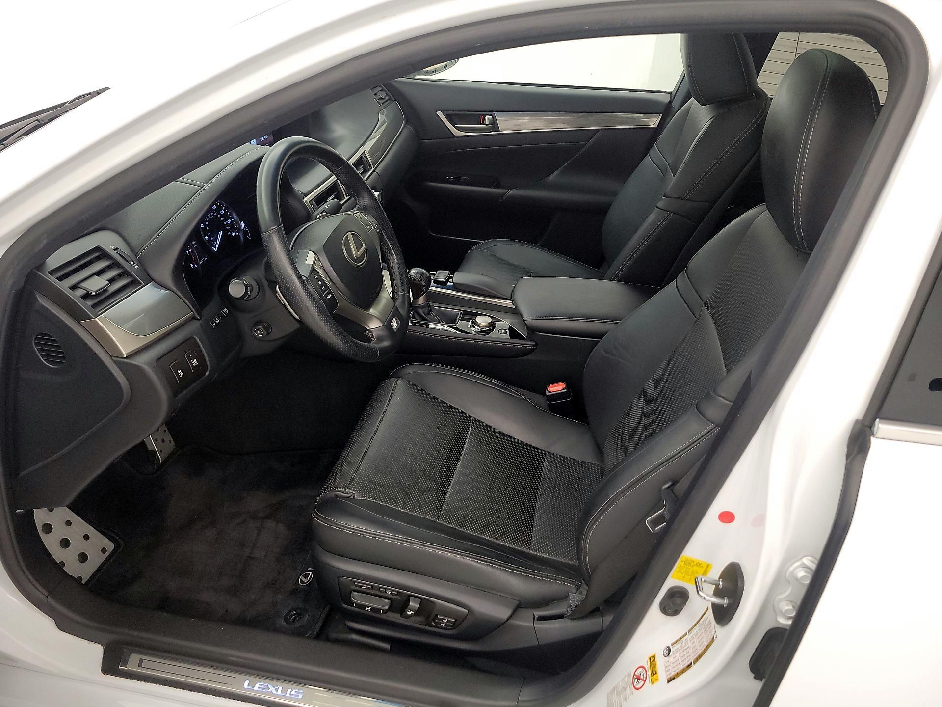 Thumbnail: 2015 Lexus GS - 11