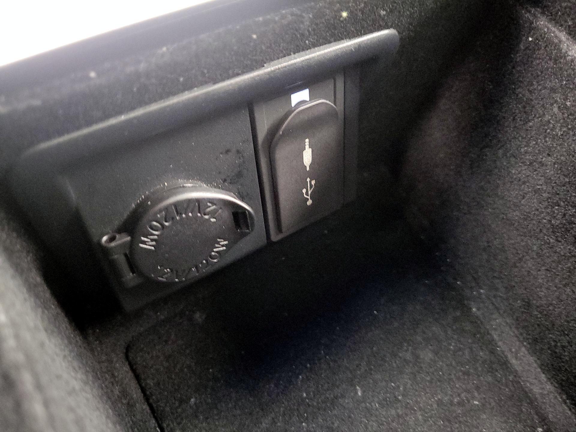 Thumbnail: 2015 Lexus GS - 19