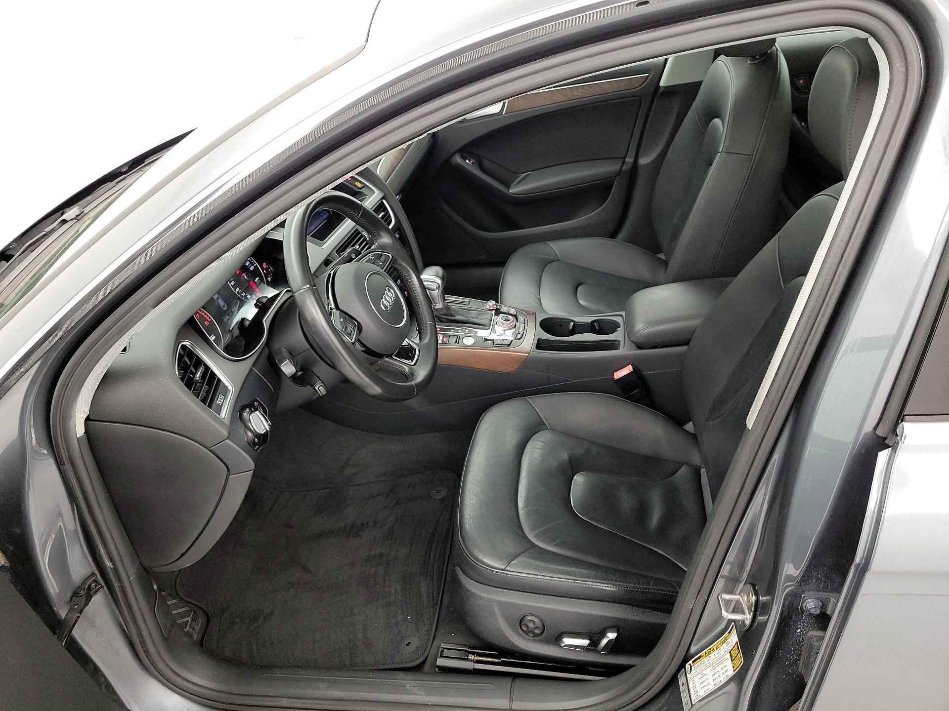 Thumbnail: 2015 Audi A4 - 11