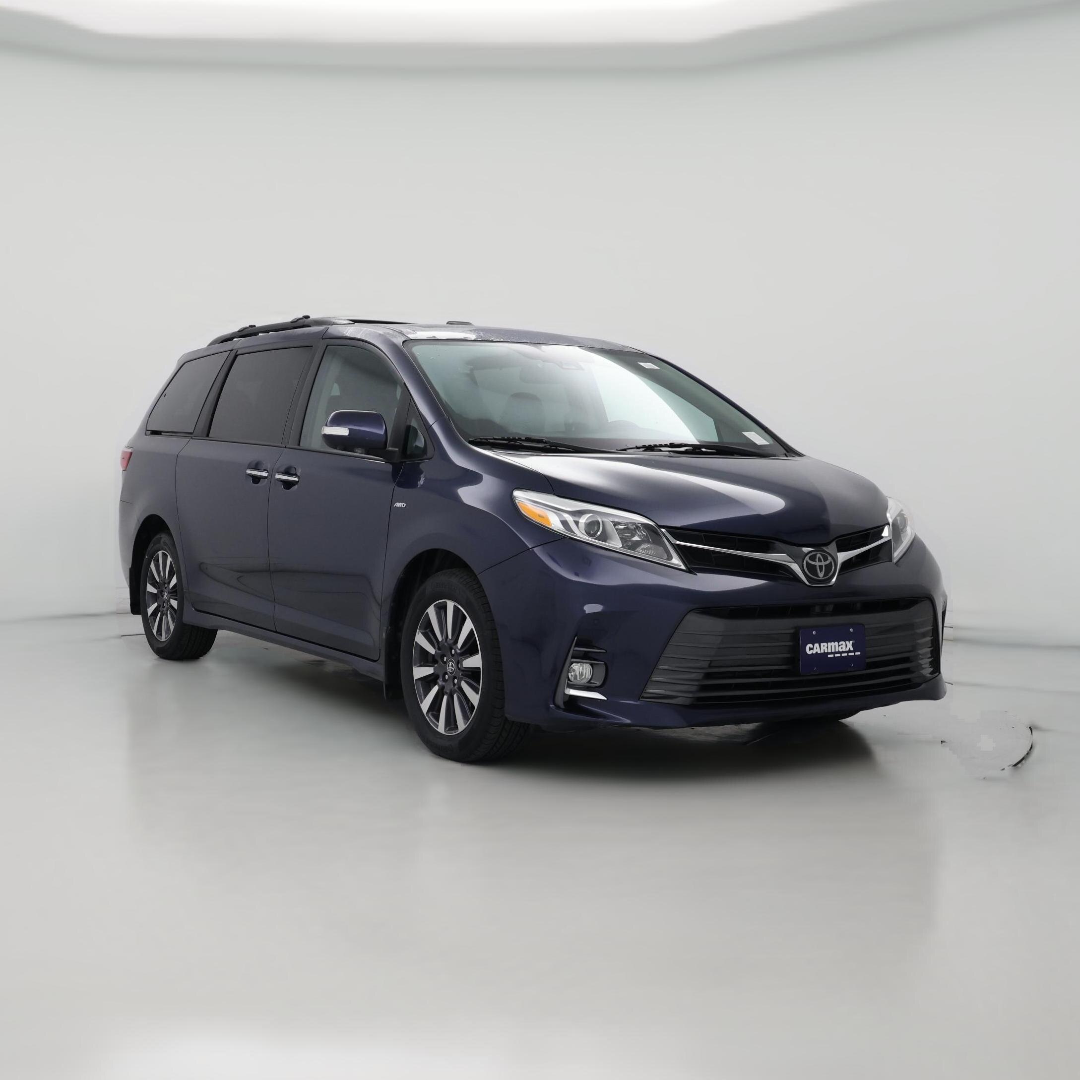 Thumbnail: 2019 Toyota Sienna - 1