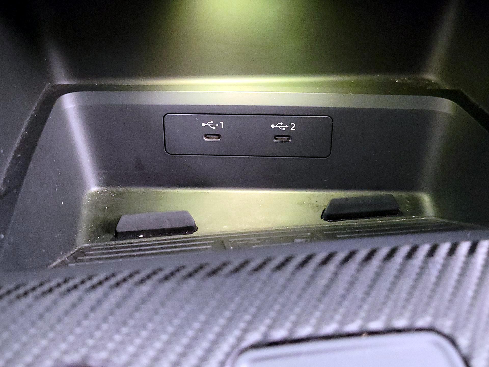 Thumbnail: 2023 Audi RS 3 - 19