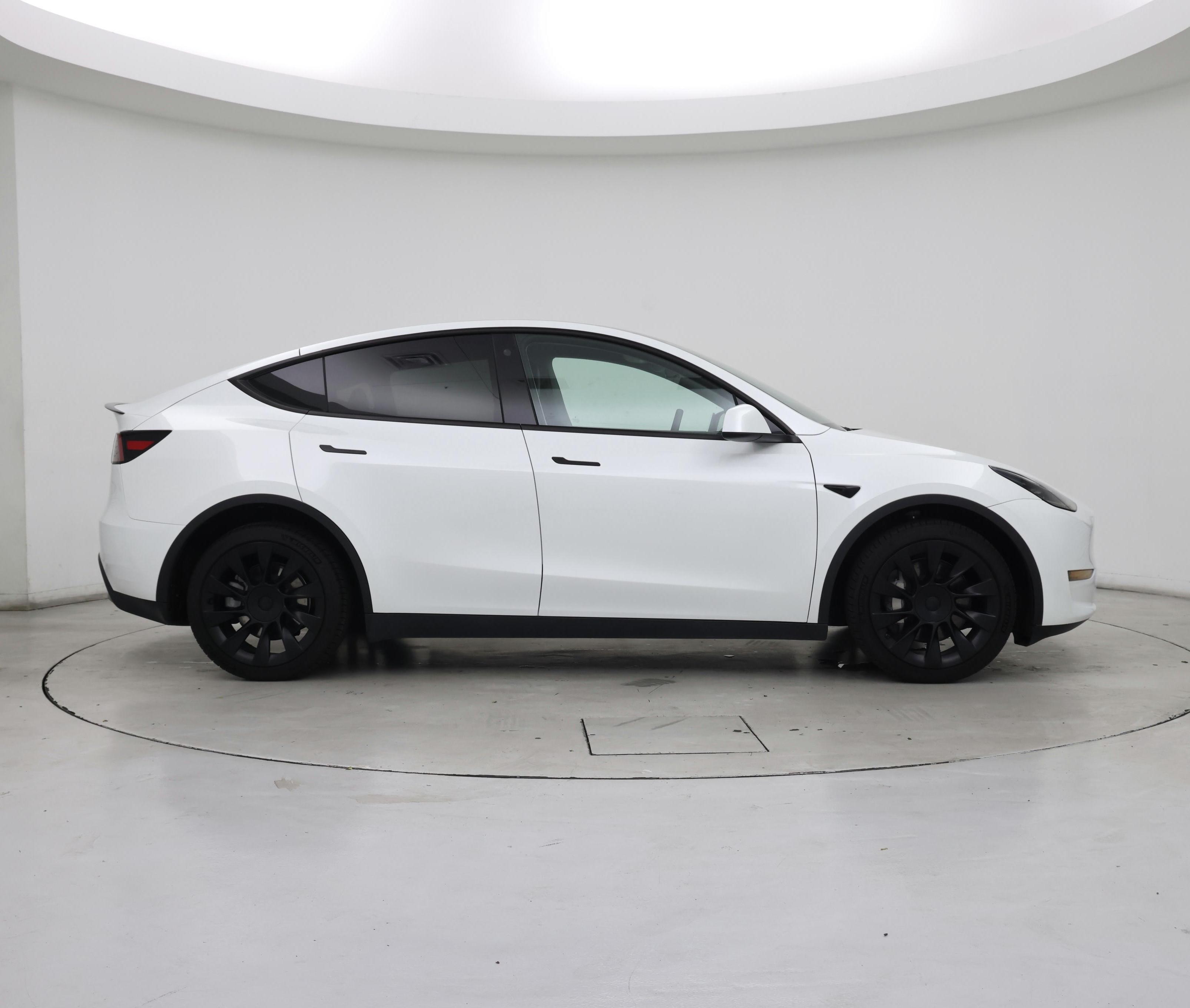 Thumbnail: 2023 Tesla Model Y - 7