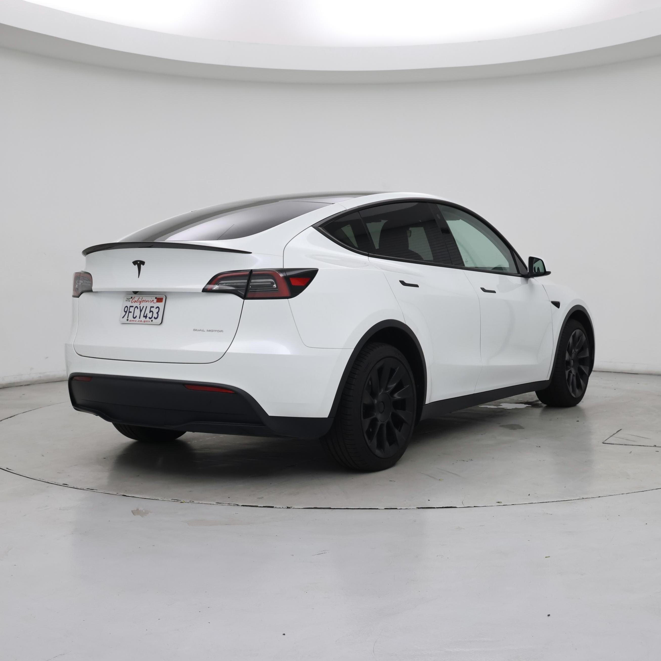 Thumbnail: 2023 Tesla Model Y - 8