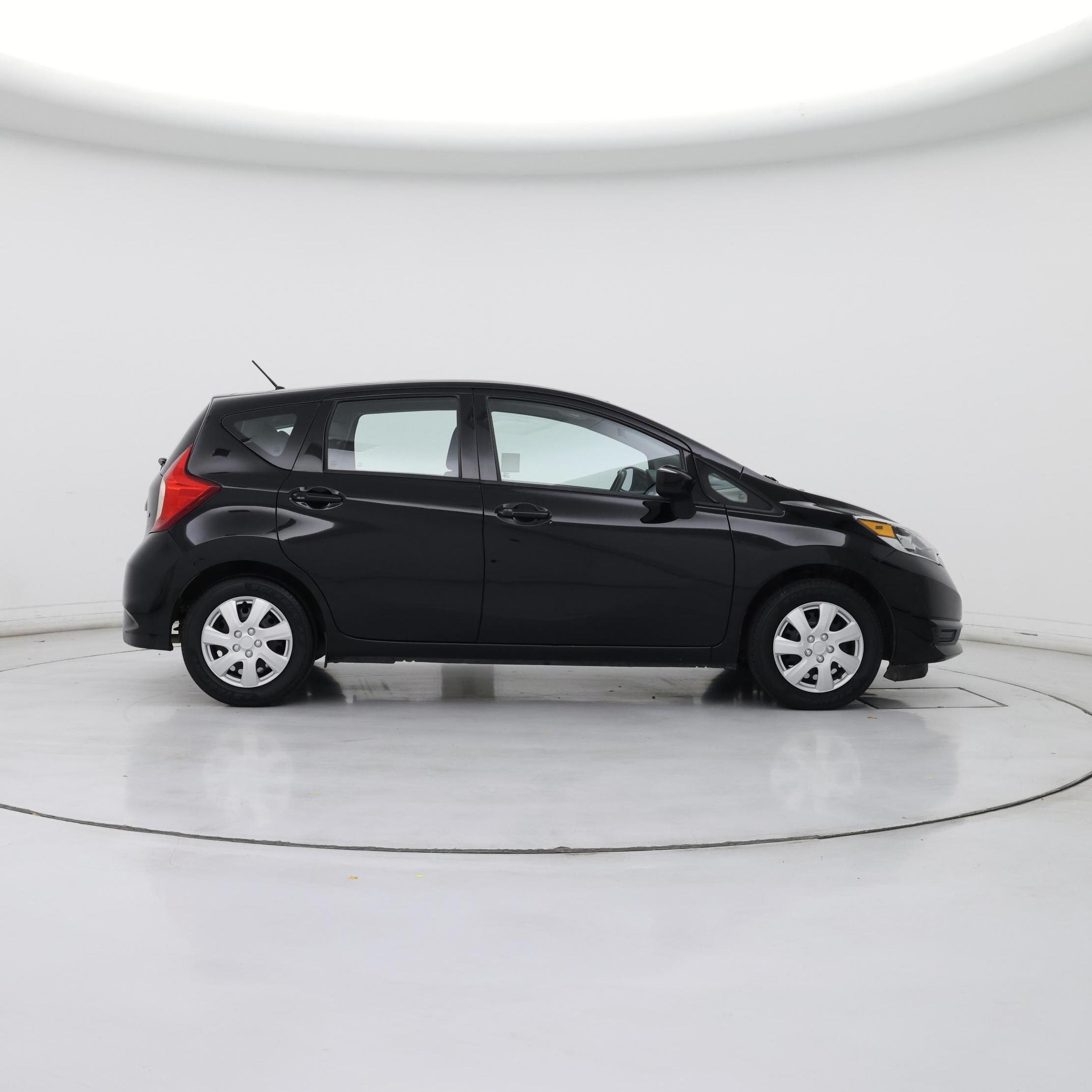 Thumbnail: 2019 Nissan Versa Note - 7