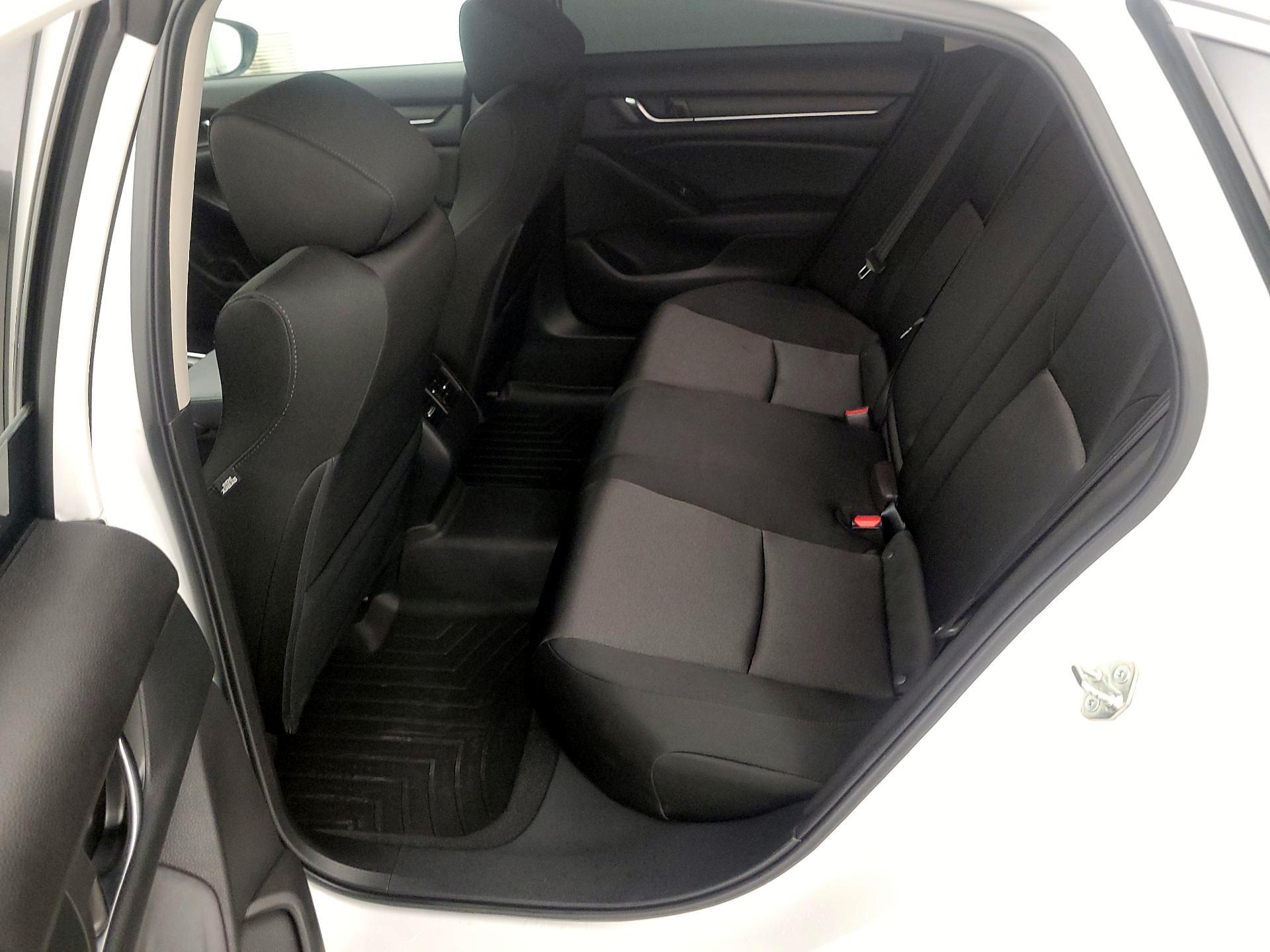 Thumbnail: 2018 Honda Accord - 19