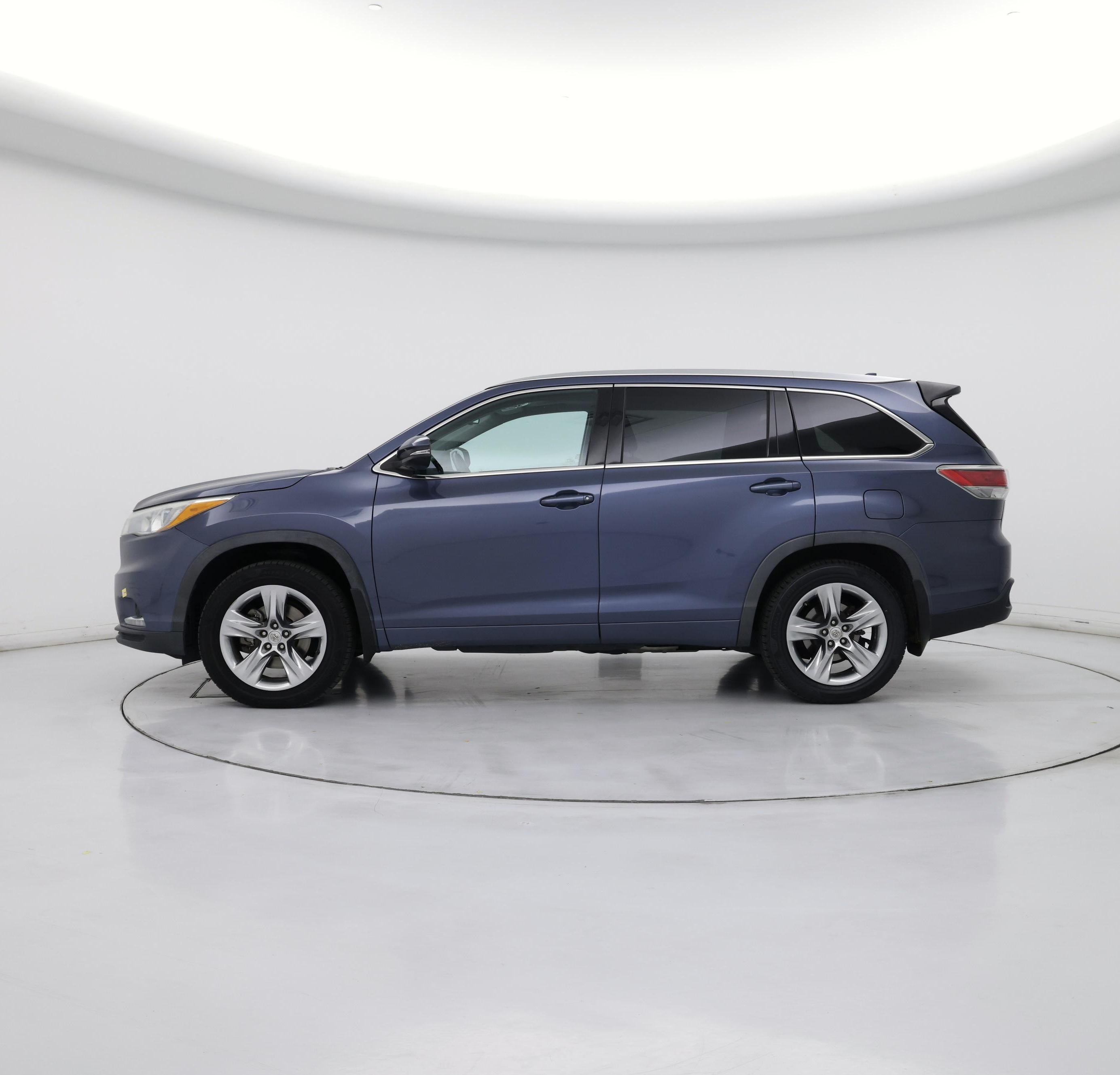 Thumbnail: 2014 Toyota Highlander - 3