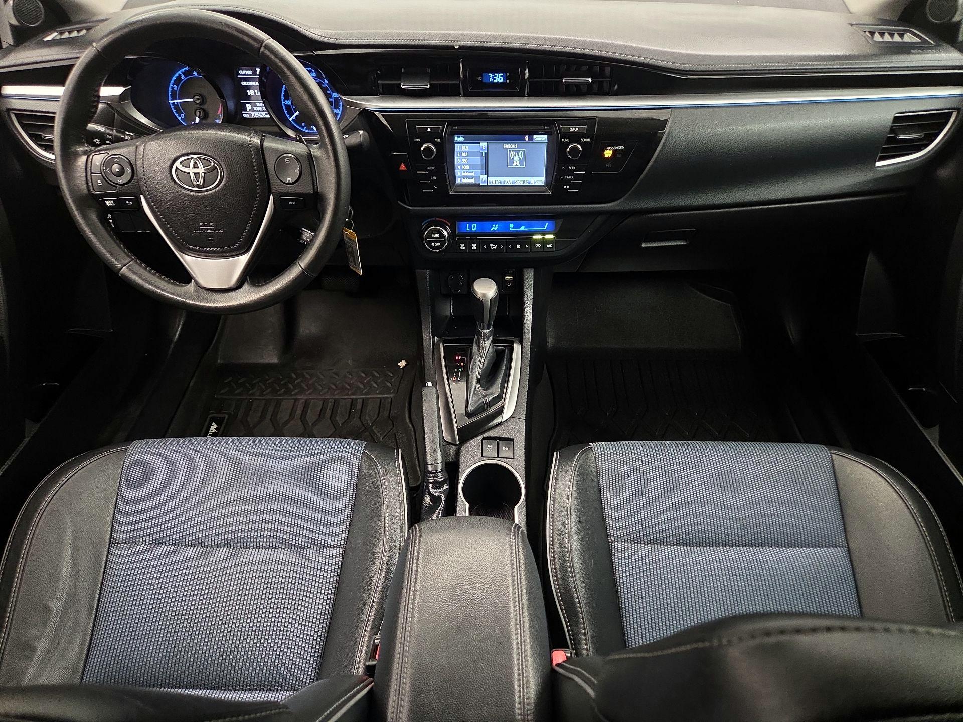 Thumbnail: 2015 Toyota Corolla - 9