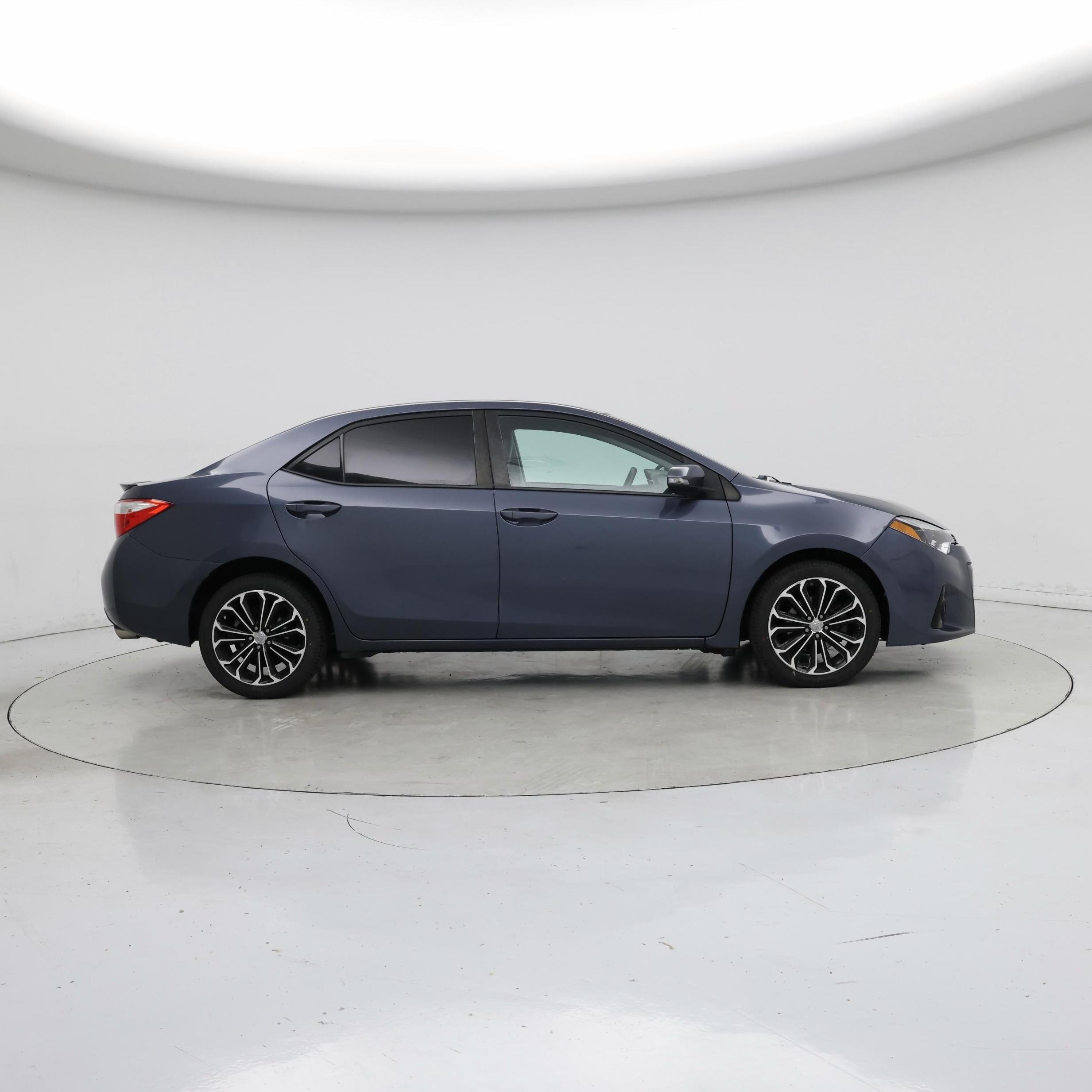 Thumbnail: 2015 Toyota Corolla - 7