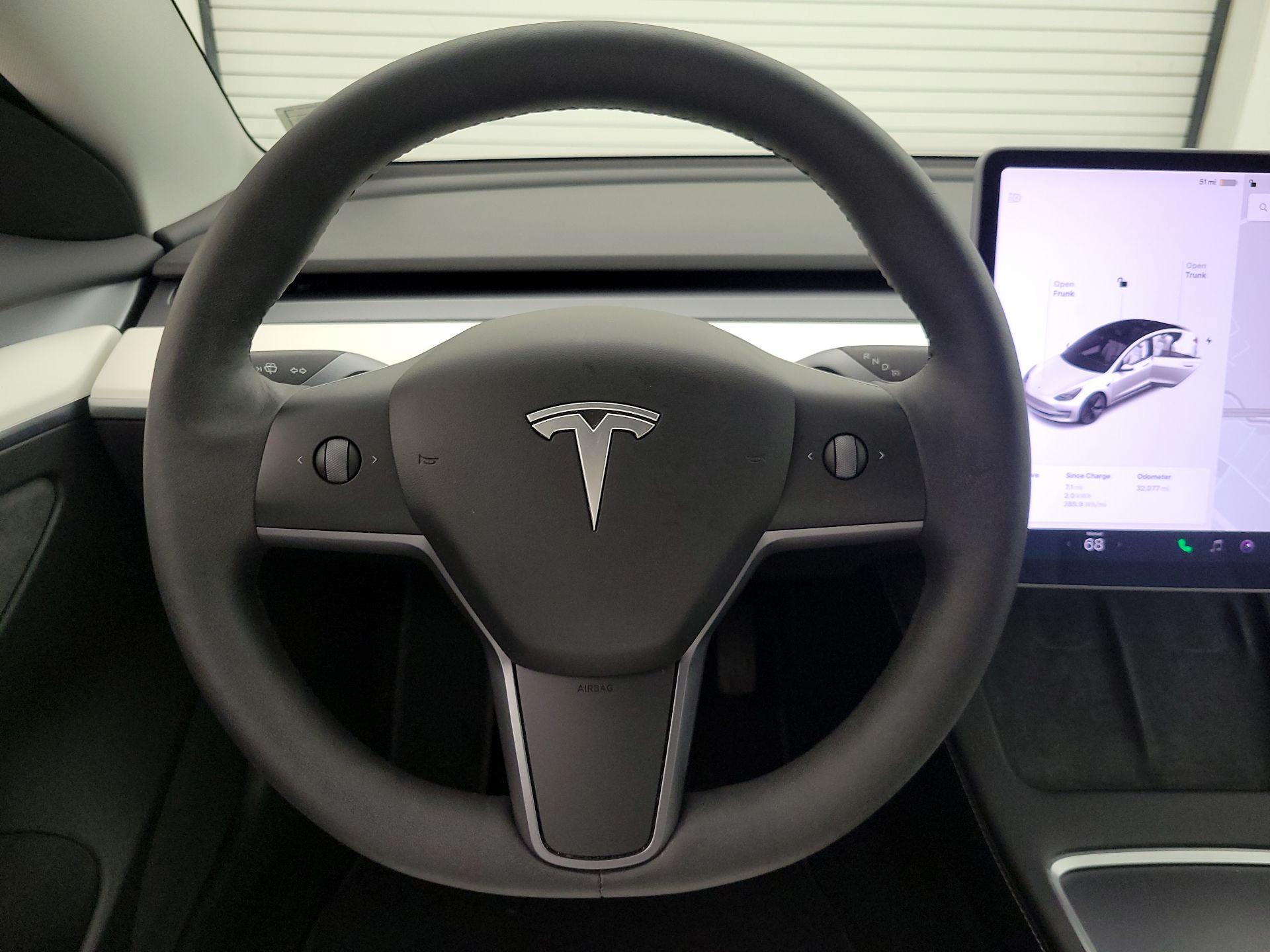 Thumbnail: 2022 Tesla Model 3 - 10