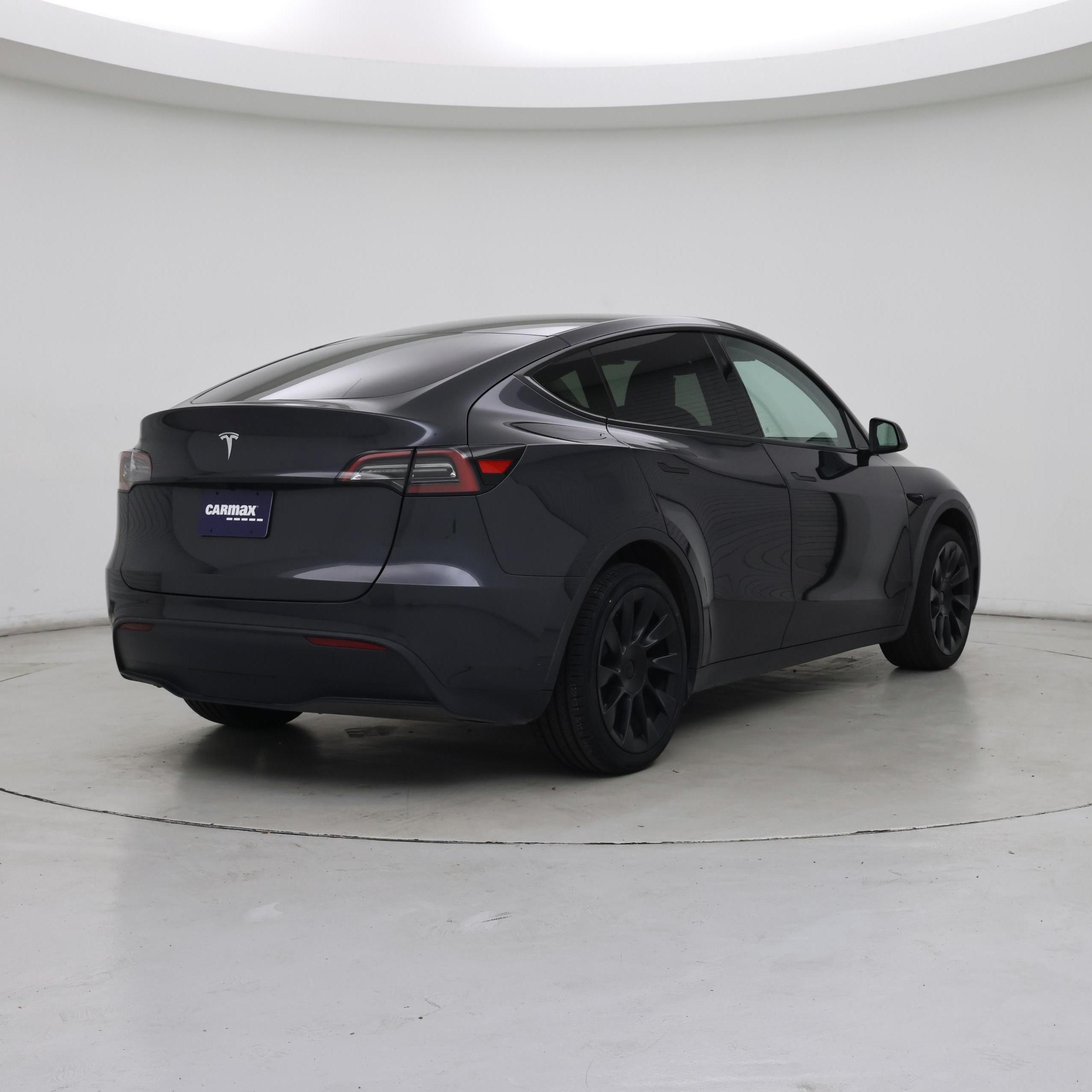 Thumbnail: 2024 Tesla Model Y - 8