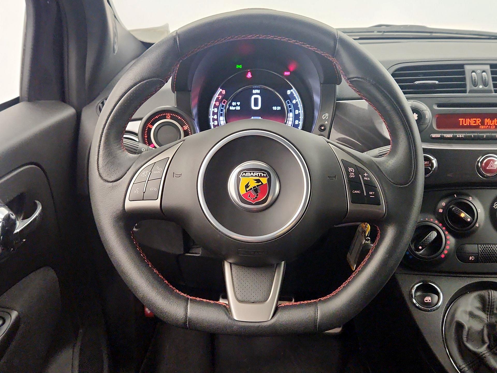 Thumbnail: 2015 Fiat 500 - 10