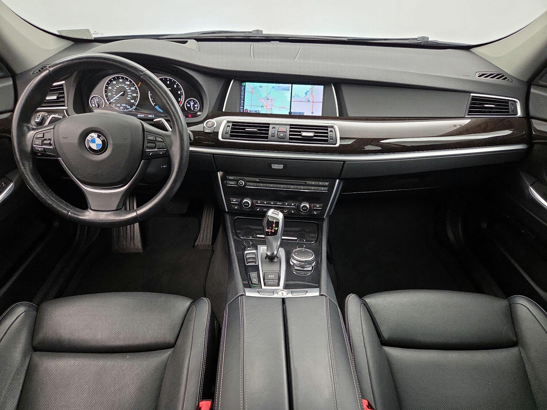 Thumbnail: 2016 BMW 5 Series - 9
