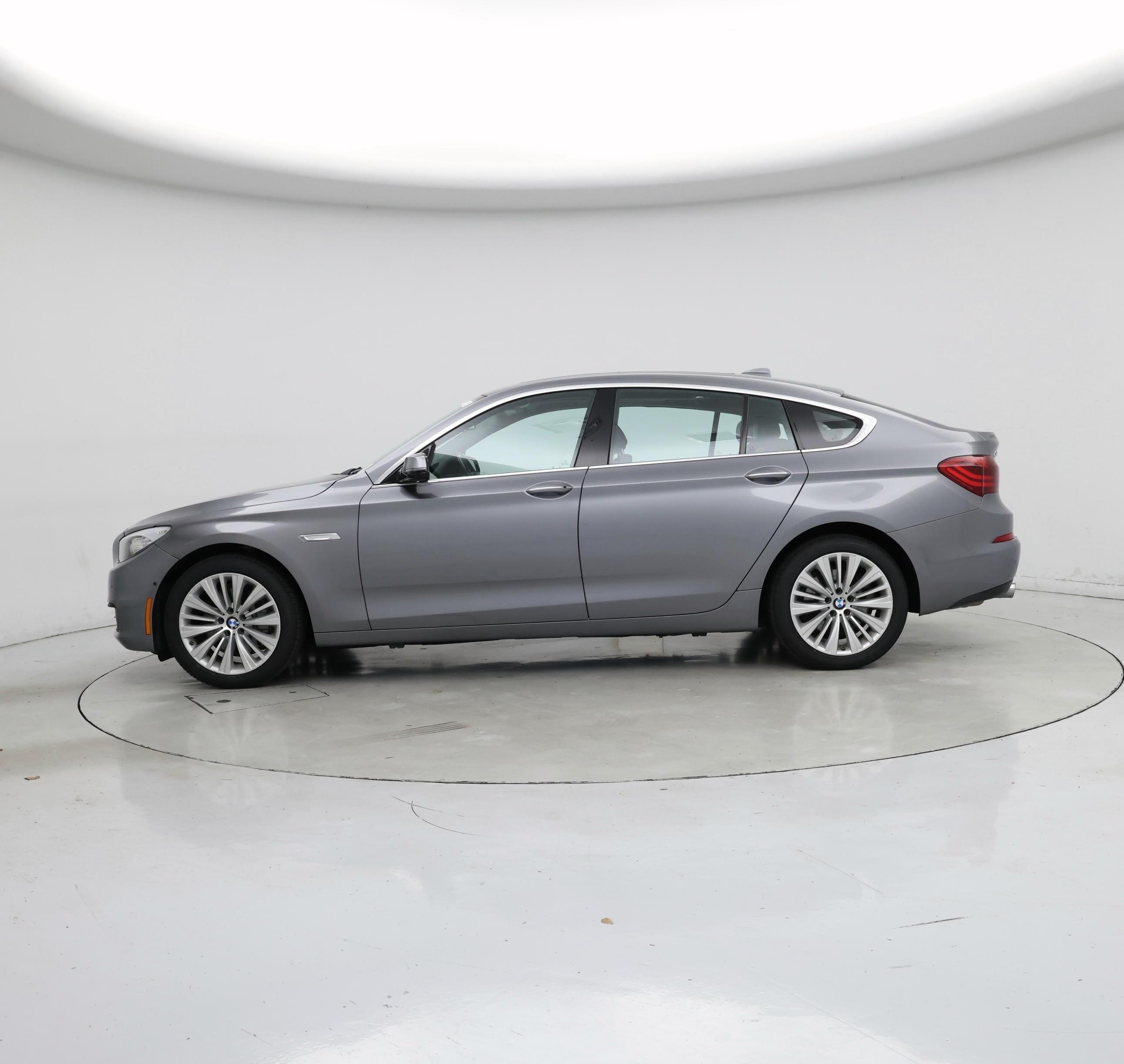 Thumbnail: 2016 BMW 5 Series - 3